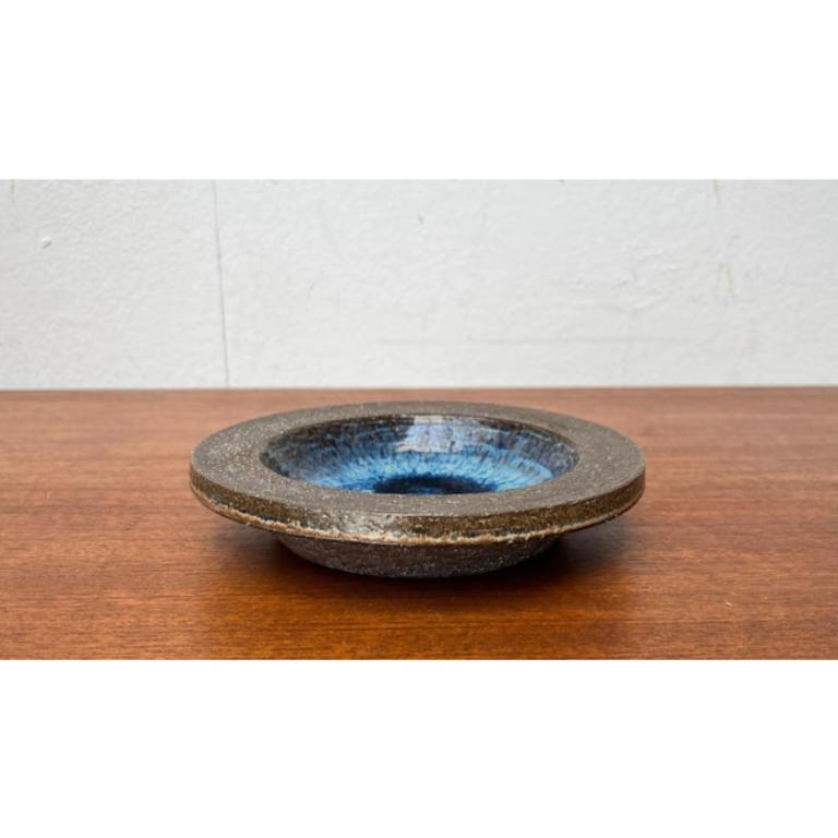 Mid-Century Danish Studio Pottery Bowl from Michael Andersen, Bornholm, 1960s For Sale 1