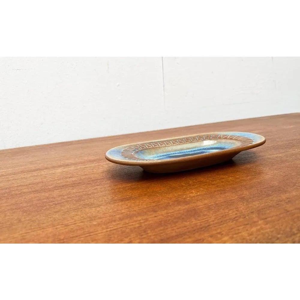 Piatto a forma di ciotola in Studio Pottery danese di metà secolo di Michael Andersen, anni '60 in vendita 4
