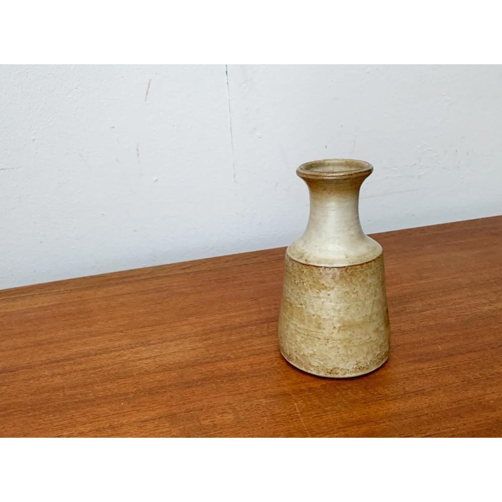 Dänische Studio Pottery Minimalistische Vase aus der Jahrhundertmitte von Søholm, 1960er Jahre im Angebot 1