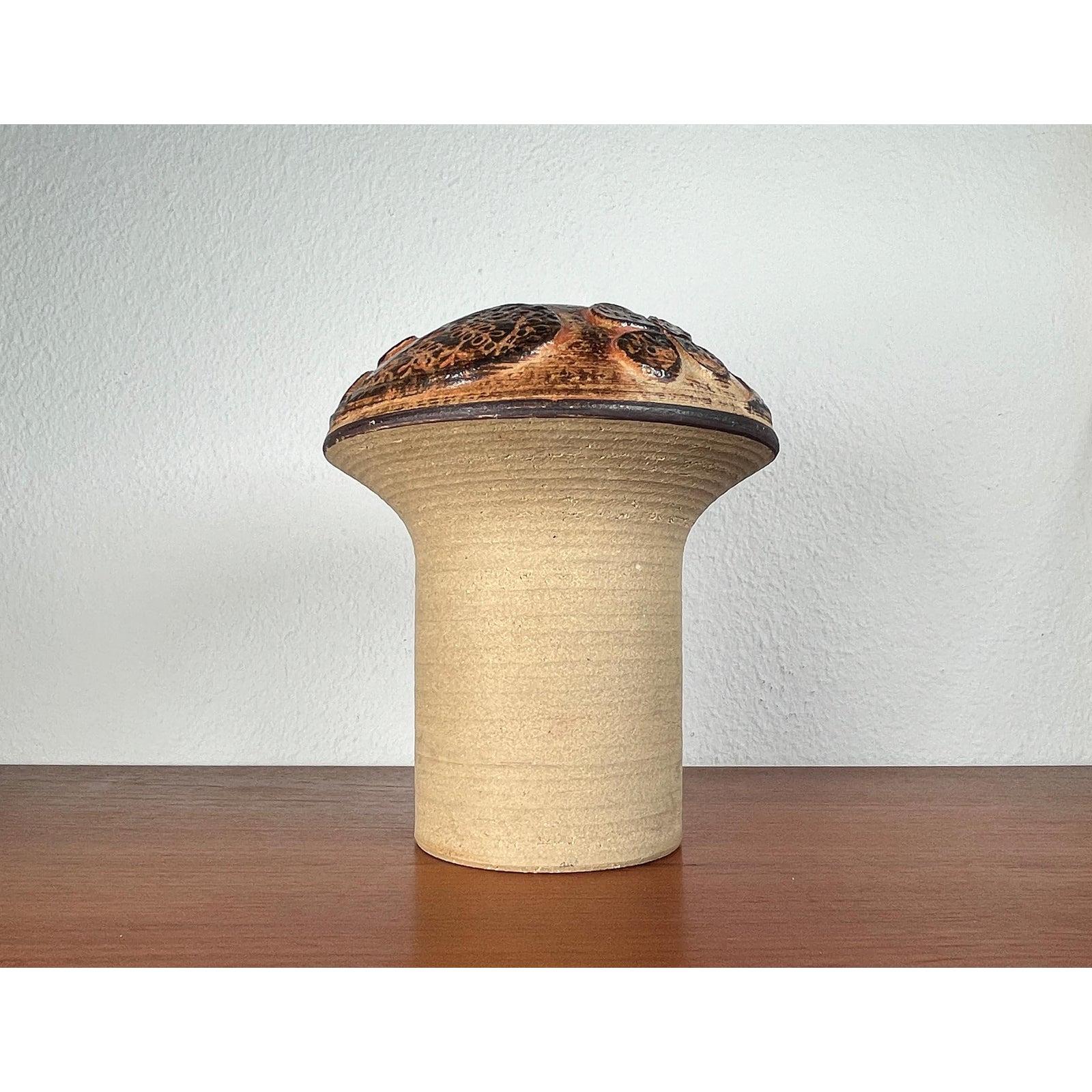 Dänische Studio Pottery Pilzvase aus Steinzeug aus der Jahrhundertmitte von Søholm, 1960er Jahre (Moderne der Mitte des Jahrhunderts) im Angebot