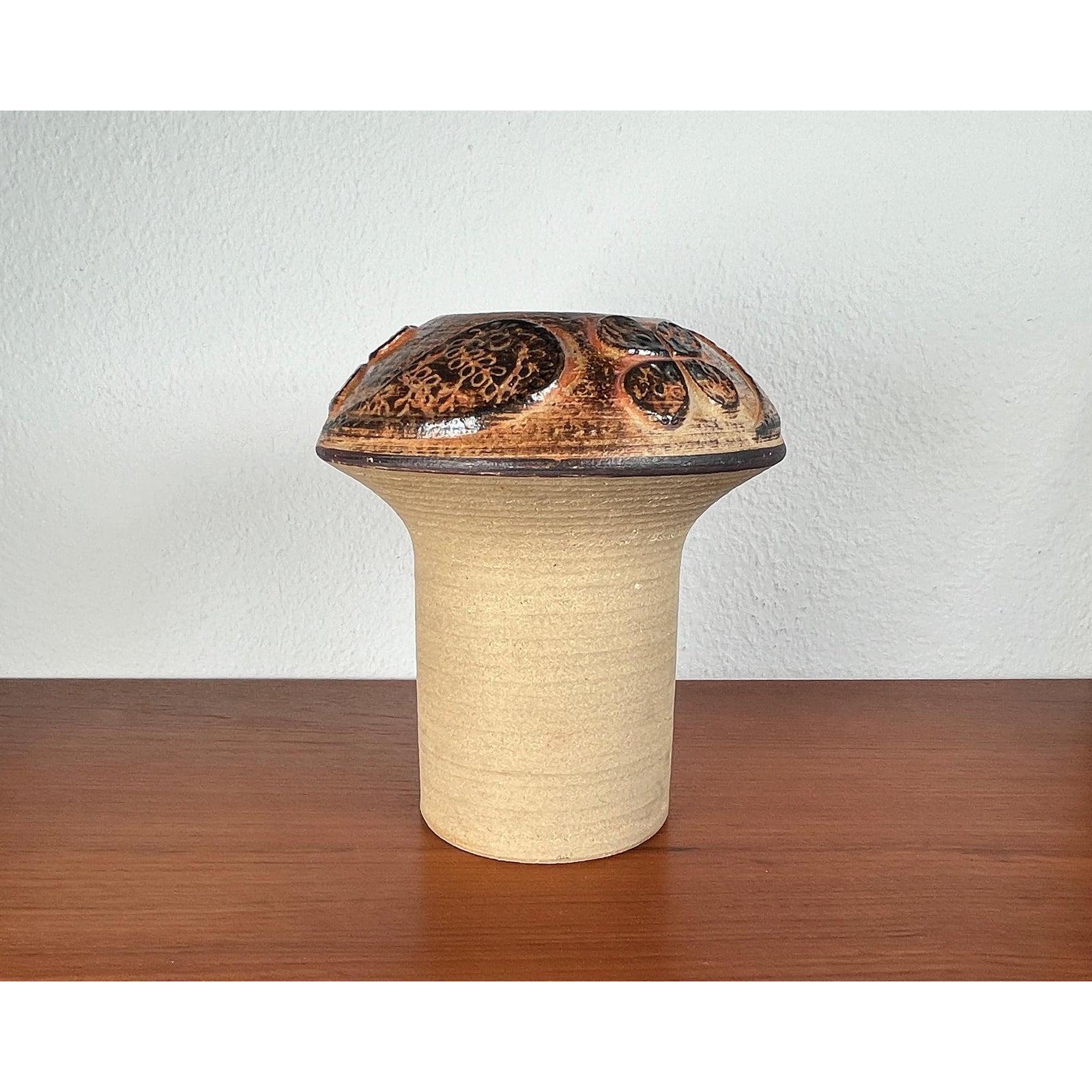 Dänische Studio Pottery Pilzvase aus Steinzeug aus der Jahrhundertmitte von Søholm, 1960er Jahre im Angebot 1