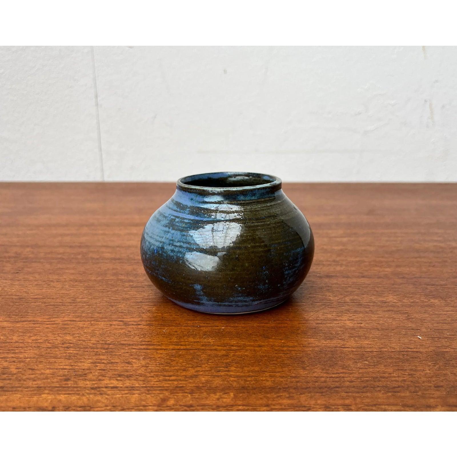Vaso di Studio Pottery danese del 1960 di Cecilie Frausing, metà secolo. in vendita 3