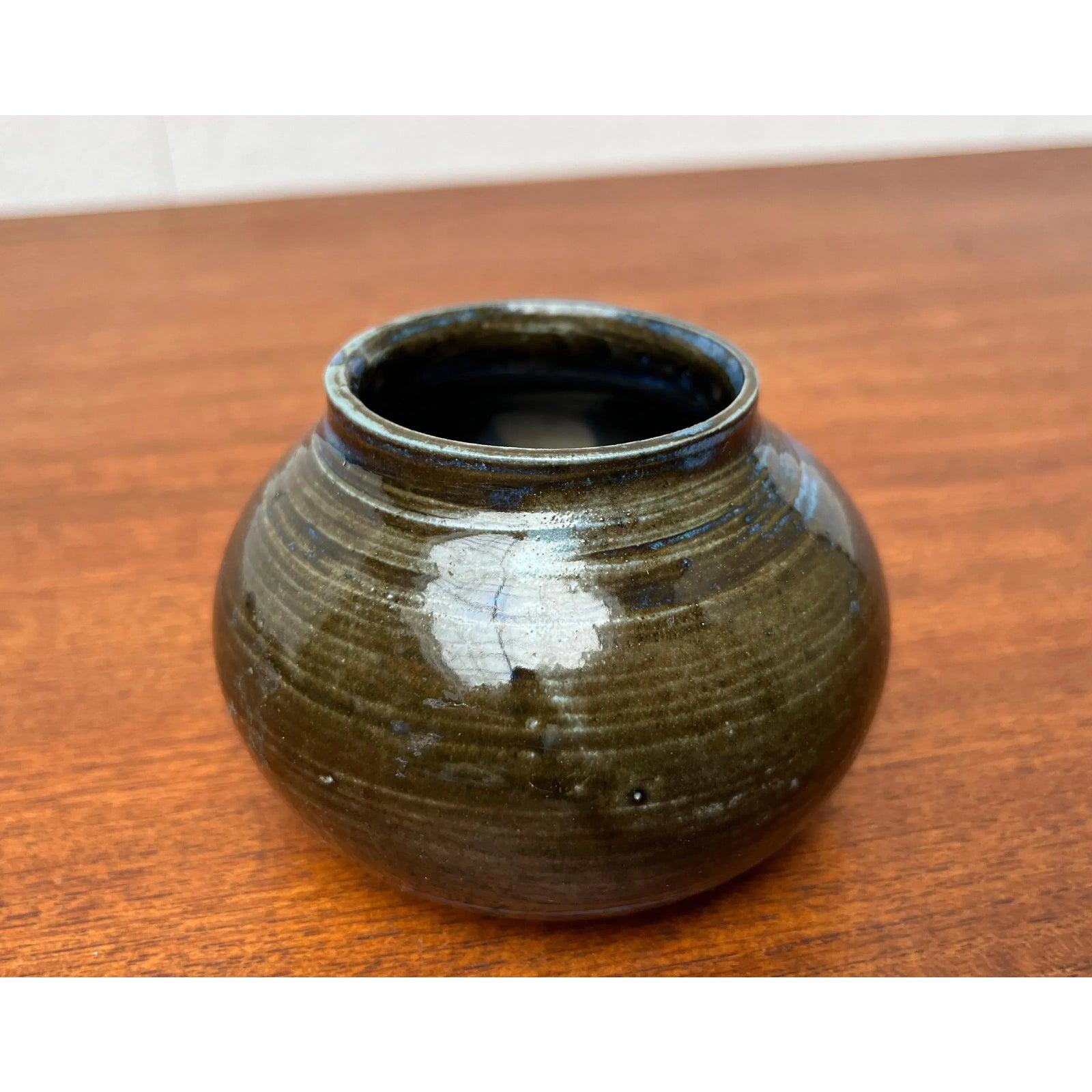 Vaso di Studio Pottery danese del 1960 di Cecilie Frausing, metà secolo. in vendita 4