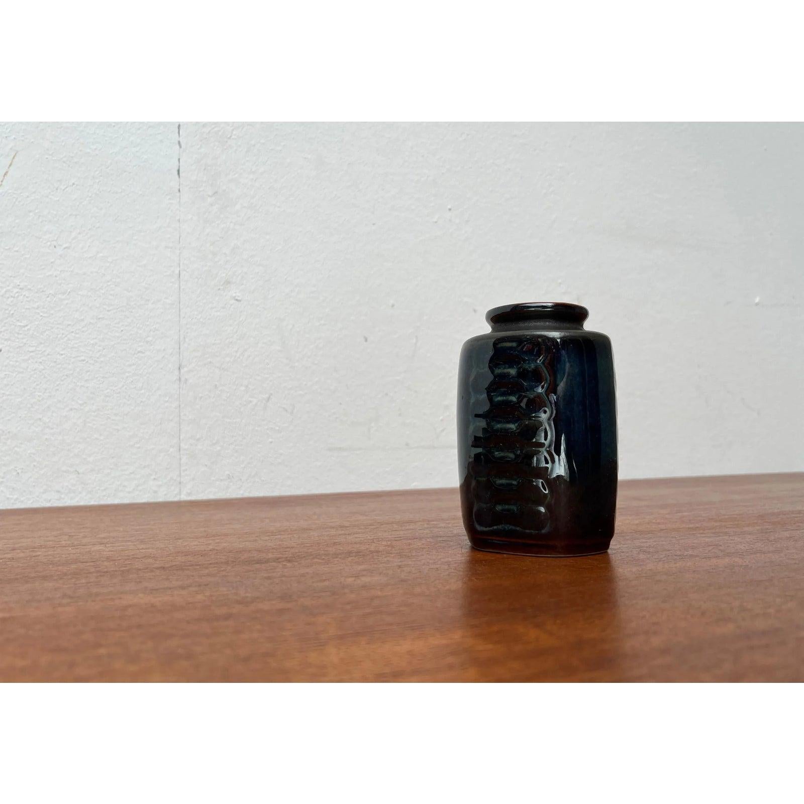 Vaso in Studio Pottery danese di metà secolo di Einar Johansen per Søholm, anni '60 in vendita 4