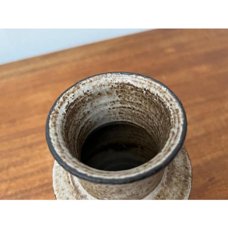 Vaso di Studio Pottery danese di metà secolo di Lovemose Denmark, anni '60 In condizioni ottime in vendita a Hamburg, DE