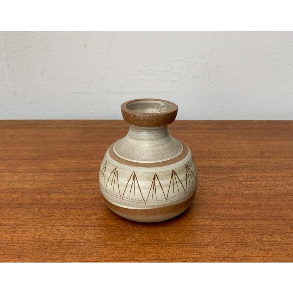 Vaso di Studio Pottery danese di metà secolo in gres di Noomi Backhausen, anni '60 in vendita 3