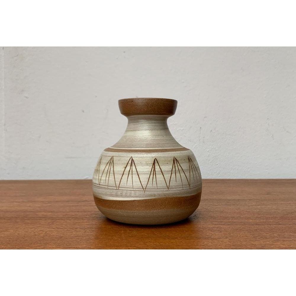 Vaso di Studio Pottery danese di metà secolo in gres di Noomi Backhausen, anni '60 in vendita 4