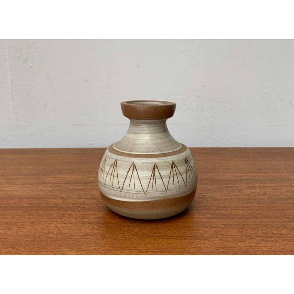 Mid-Century moderno Vaso di Studio Pottery danese di metà secolo in gres di Noomi Backhausen, anni '60 in vendita