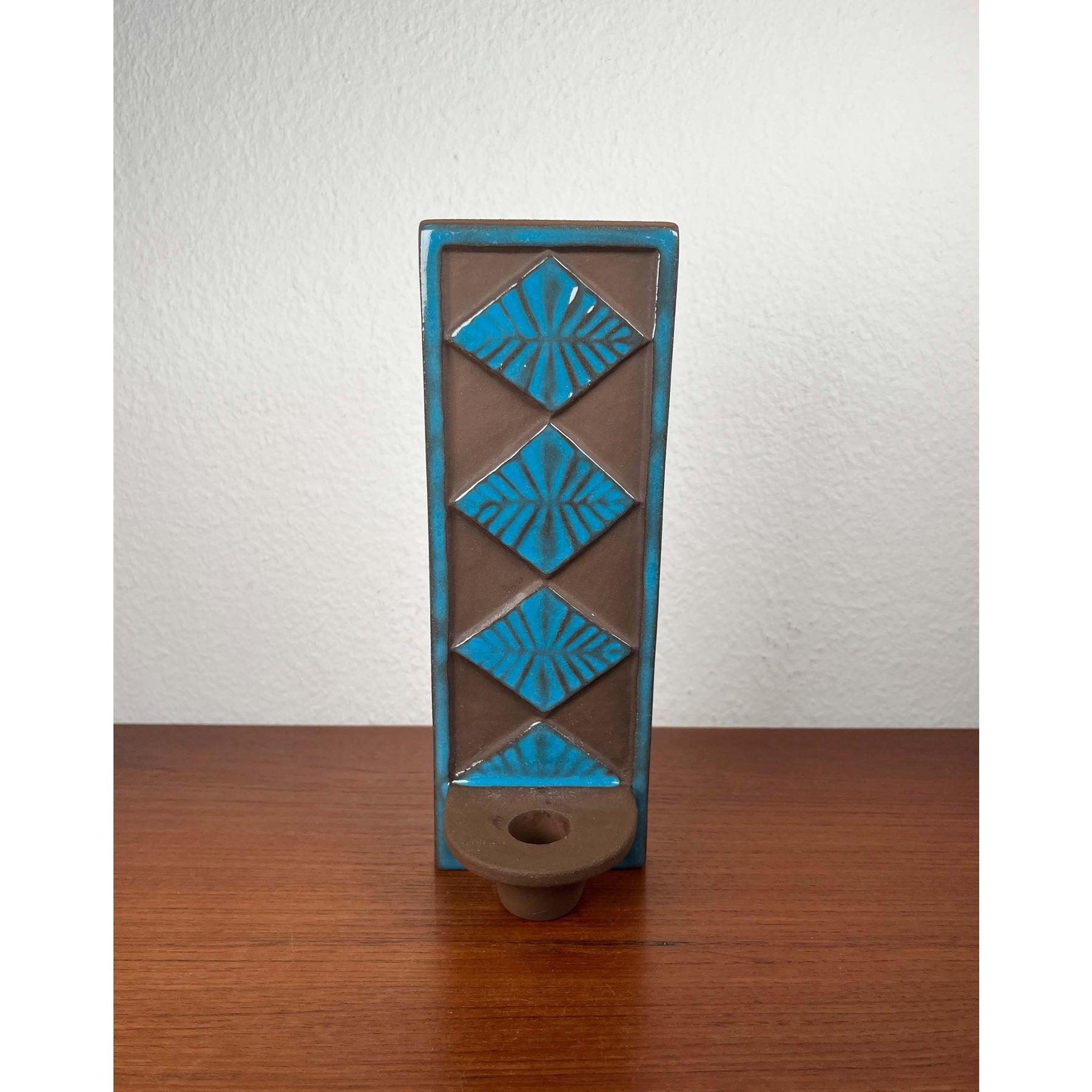 Portavelas de pared de Studio Pottery danés de mediados de siglo de Knabstrup, años 60 Moderno de mediados de siglo en venta