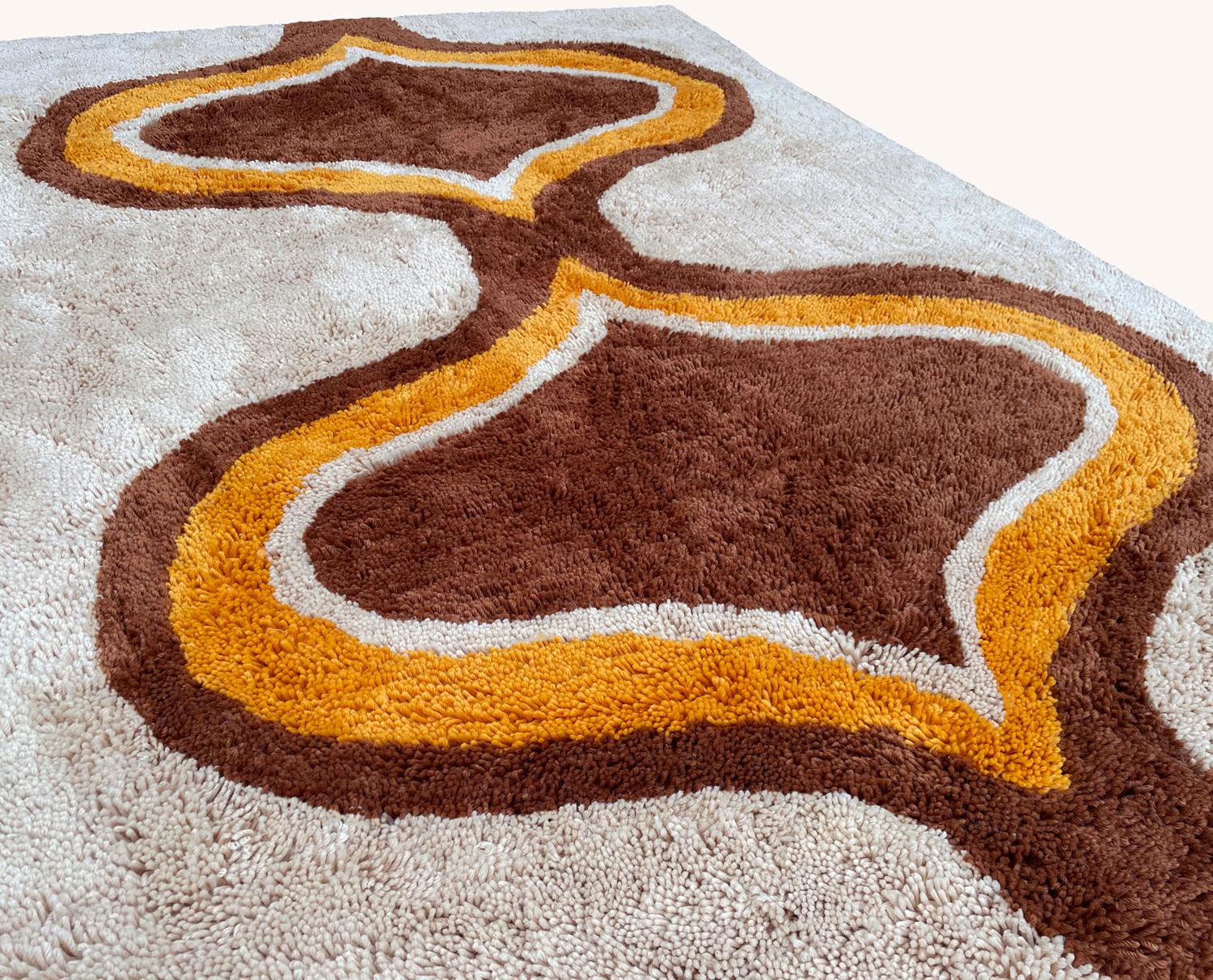 Rya-Teppich im dänischen Mid-Century-Stil mit modernem Design in Gelb und Braun  im Angebot 1