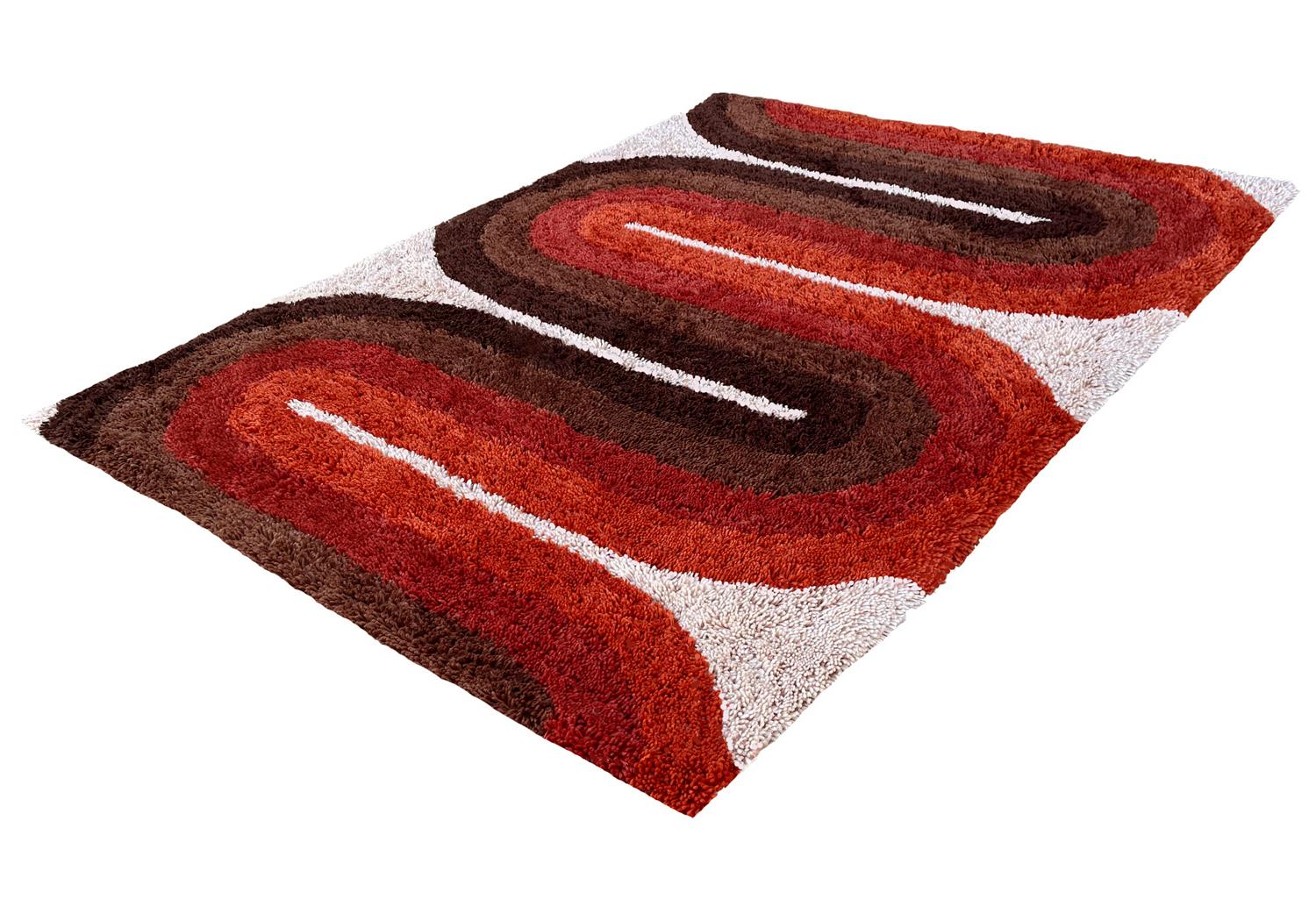 Mid-Century Danish Style Rya Area Shag Rug in Red & Orange Modern Wave Design For Sale 2