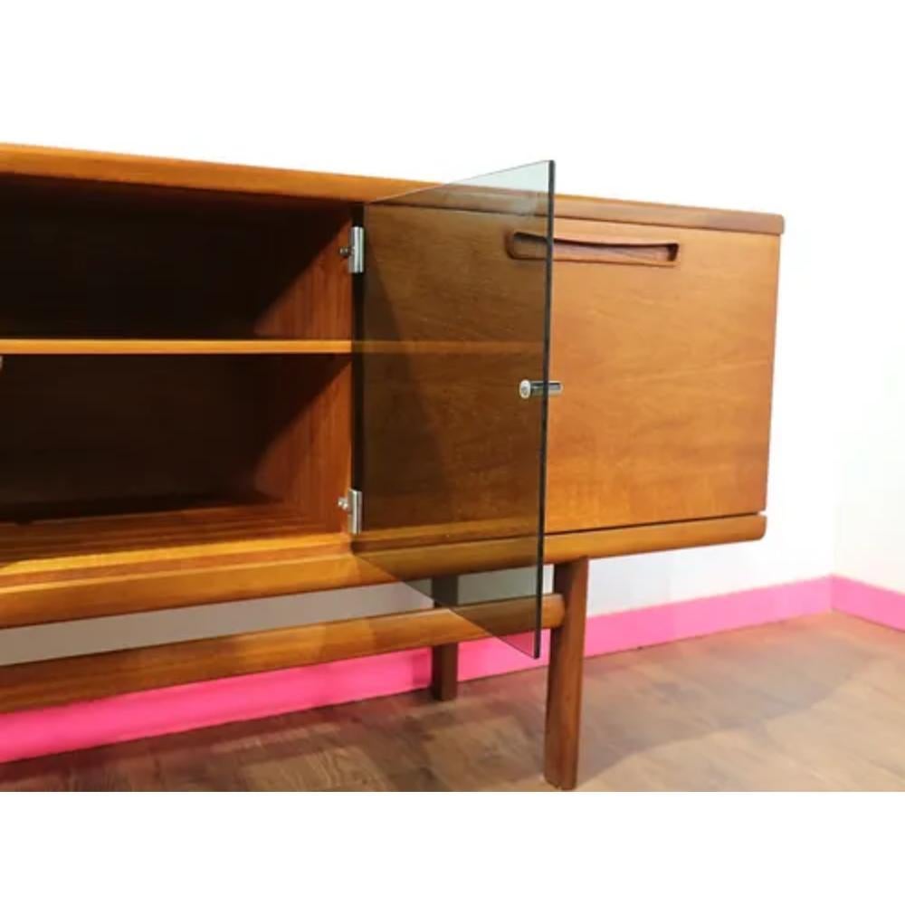 Mid Century Danish Style Teak British Credenza Sideboard by Meredew In Good Condition For Sale In Los Angeles, CA