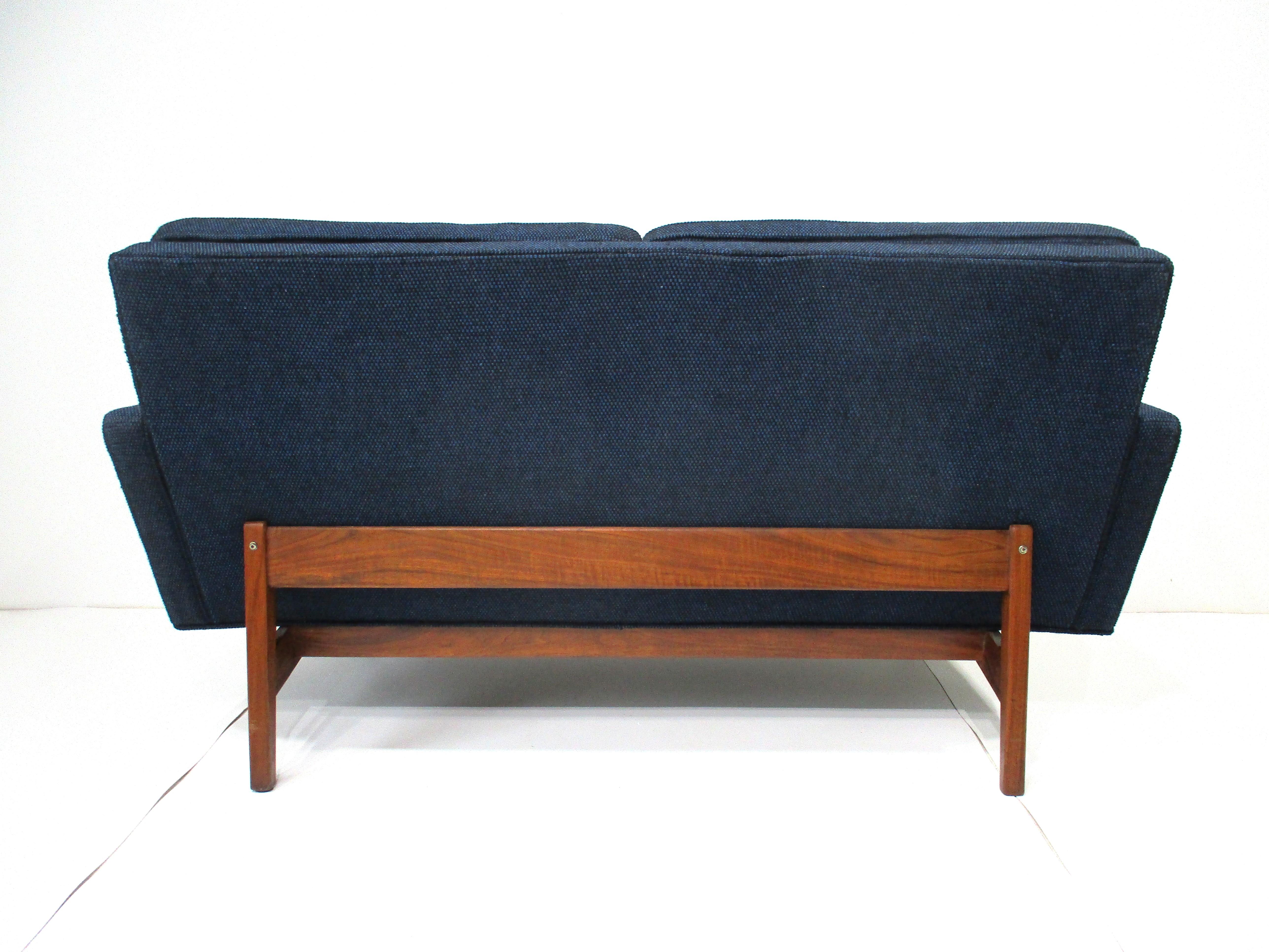 Jens Risom Mid Century Danish Styled Loveseat ( A ) For Sale 3