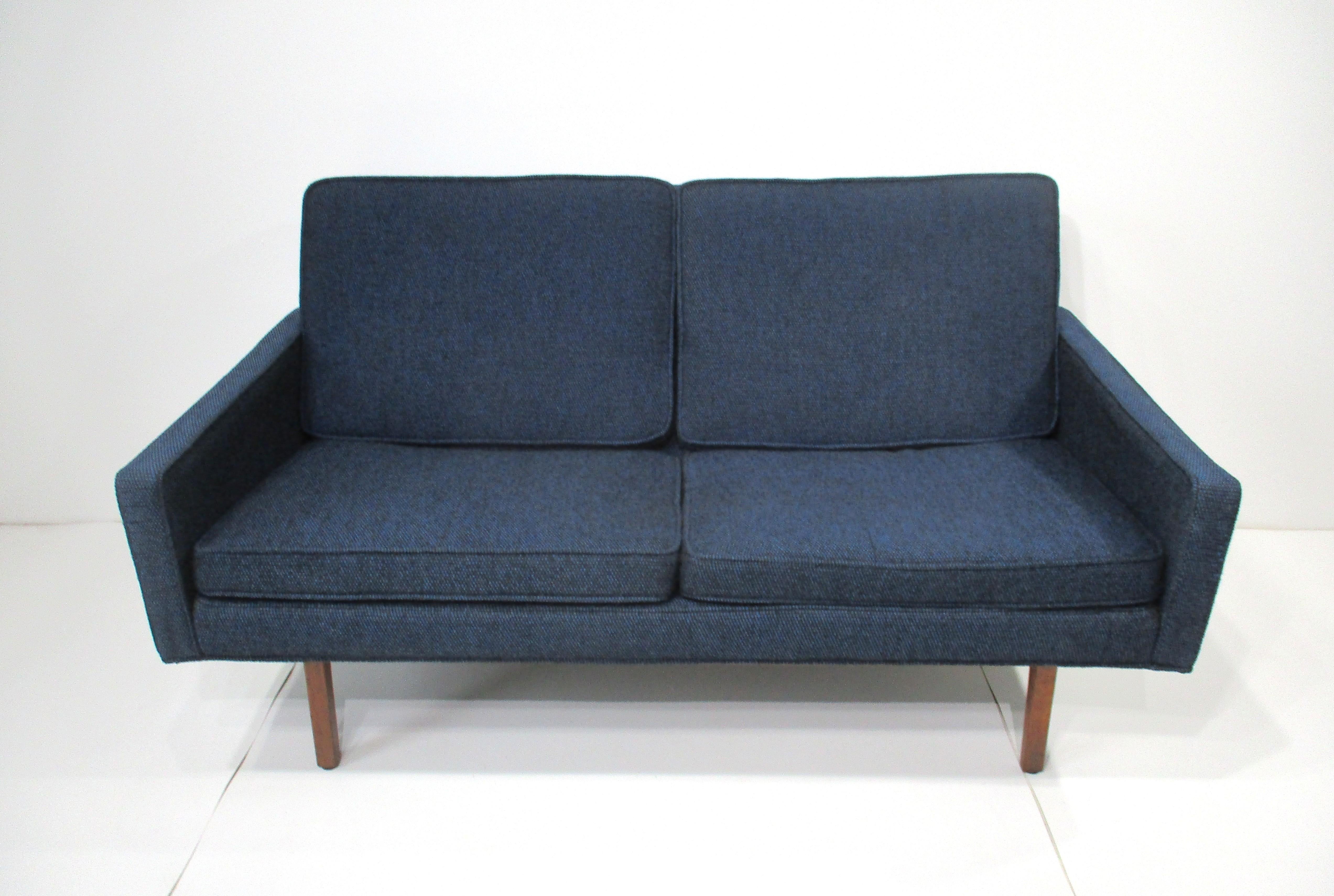 Jens Risom Mid Century Danish Styled Loveseat ( A ) For Sale 4
