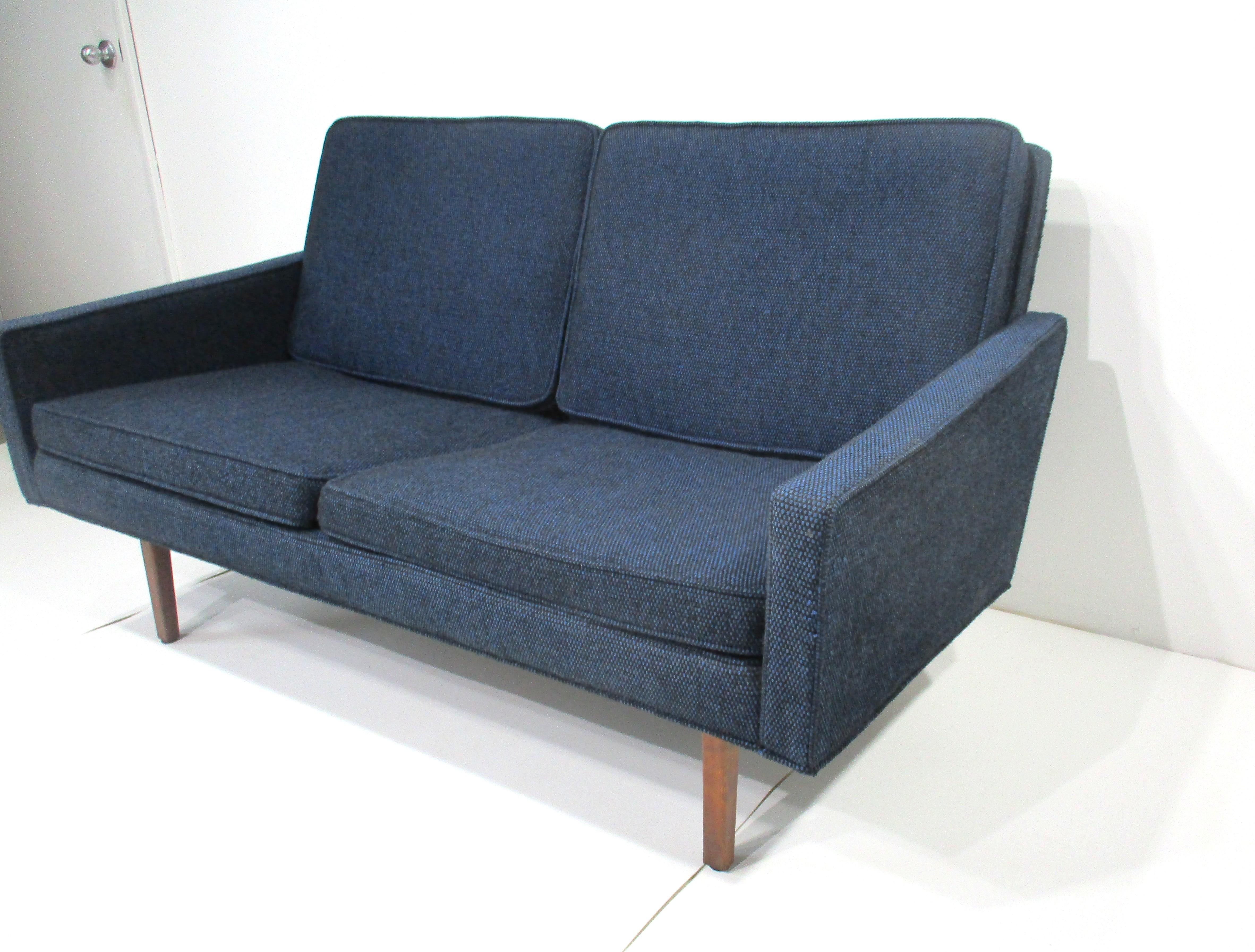 Mid-Century Modern Jens Risom Mid Century Danish Styled Loveseat ( A ) For Sale