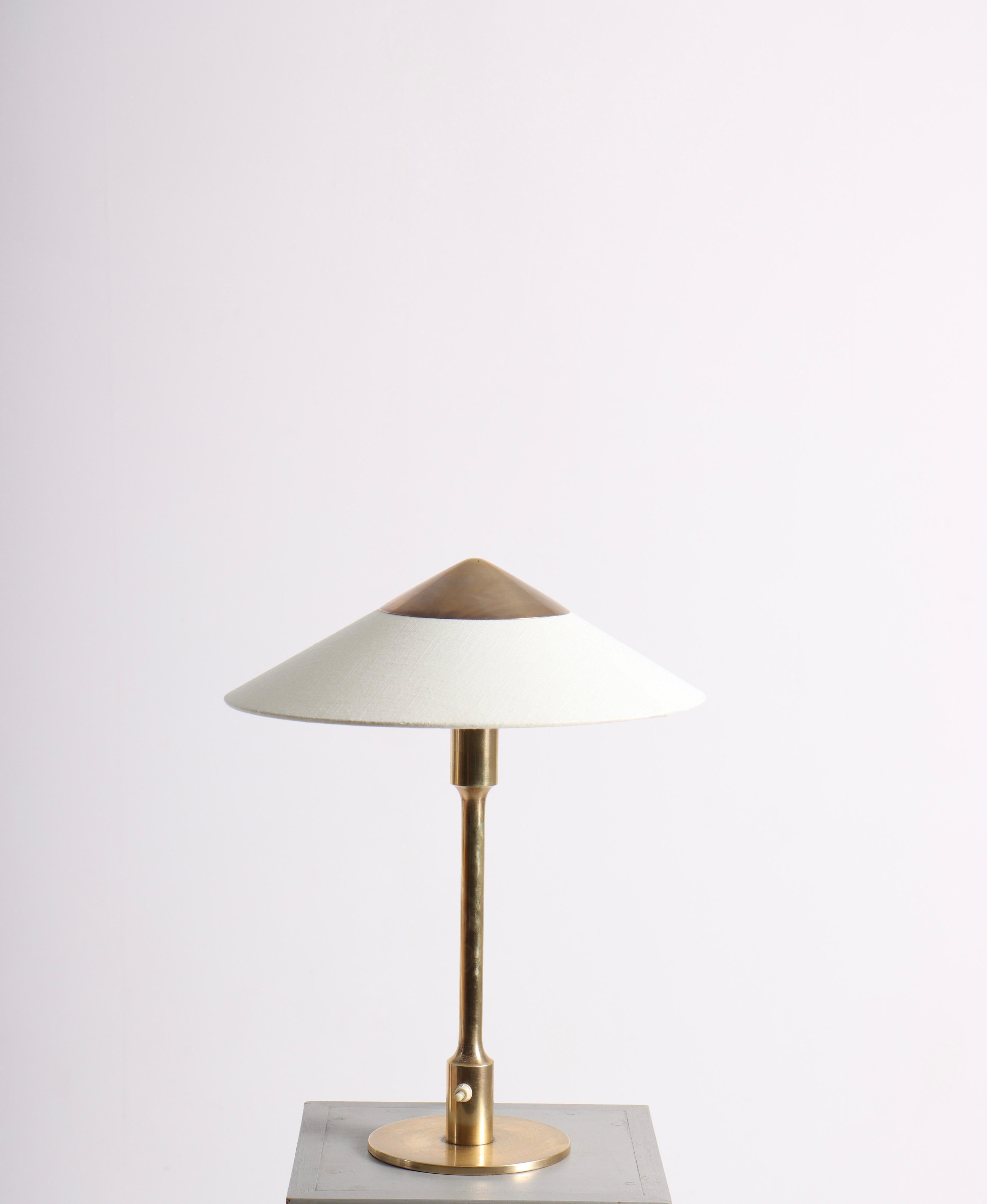 Mid-Century Danish Table Lamp in Brass, 1950s For Sale 2