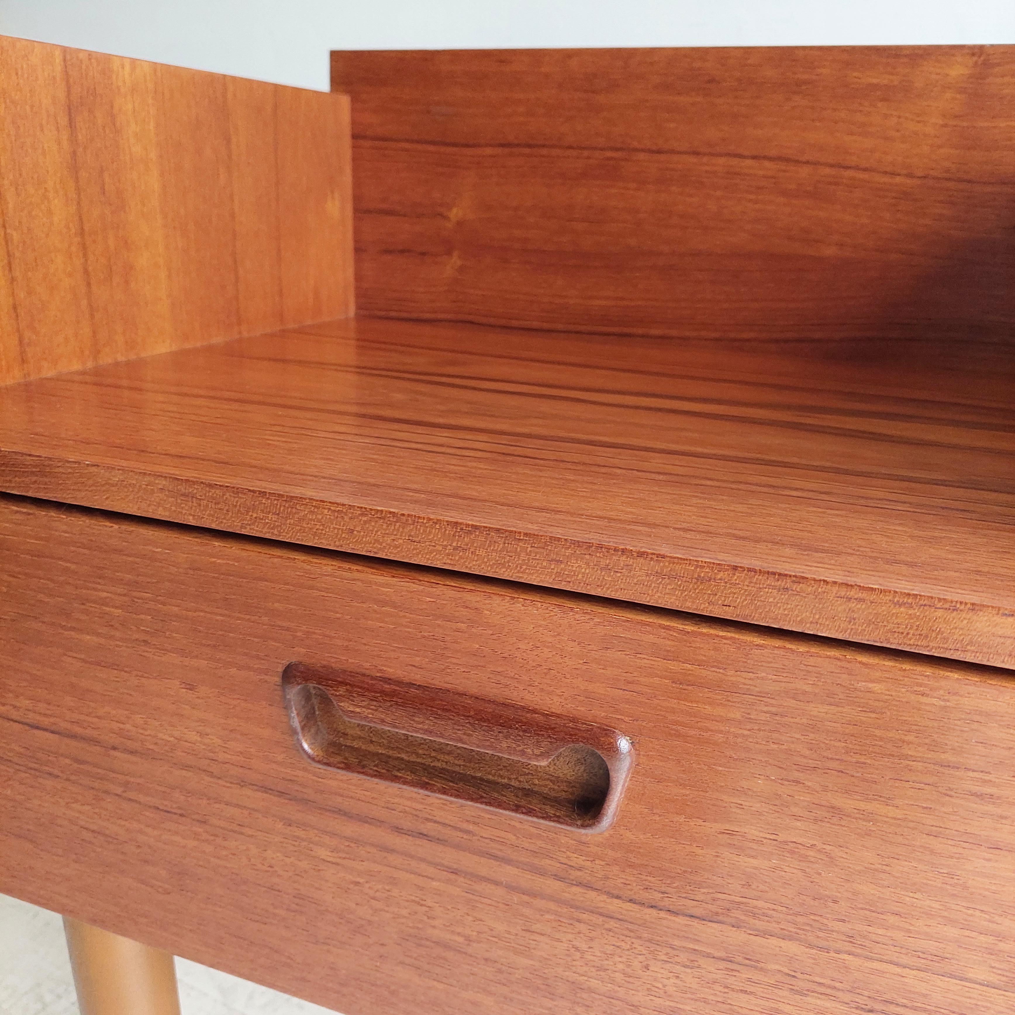 Mid Century  Danish Teak 1960's Low Level chest of drawers Hall Storage Unit cab 7