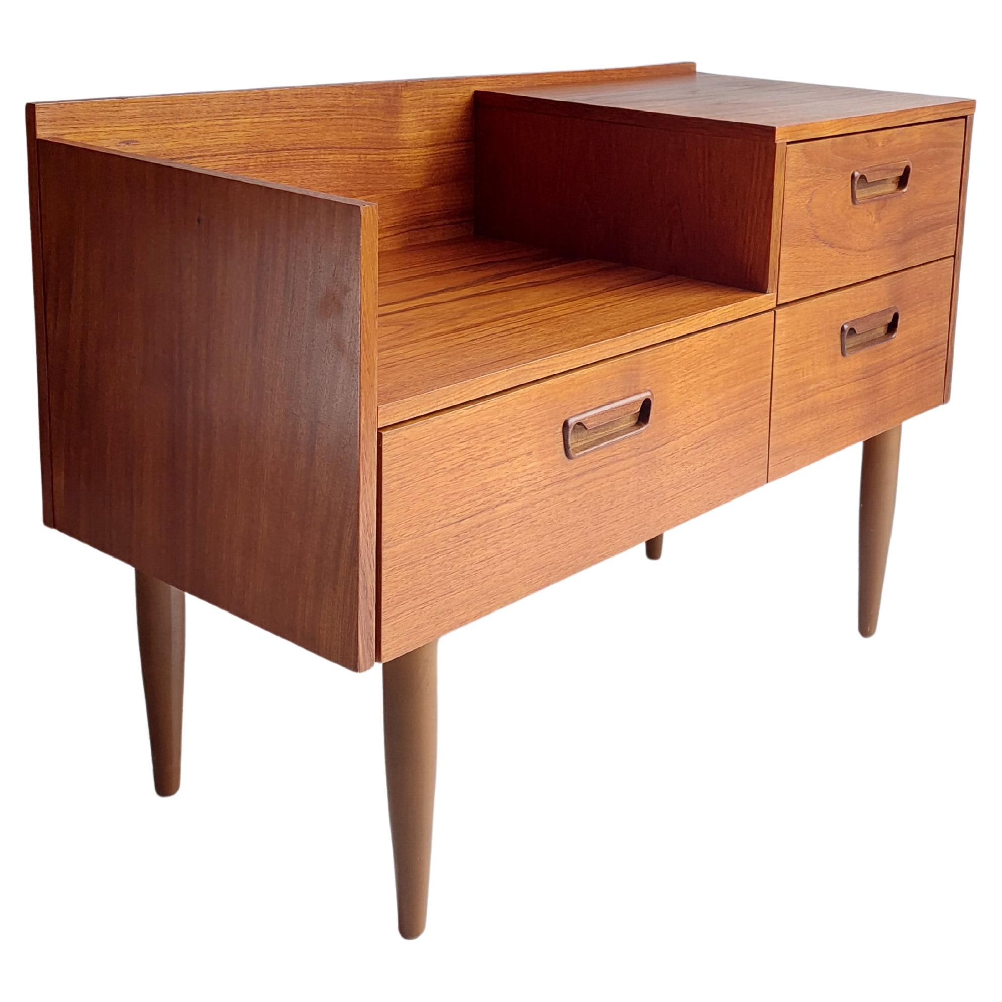 Mid Century  Danish Teak 1960's Low Level chest of drawers Hall Storage Unit cab