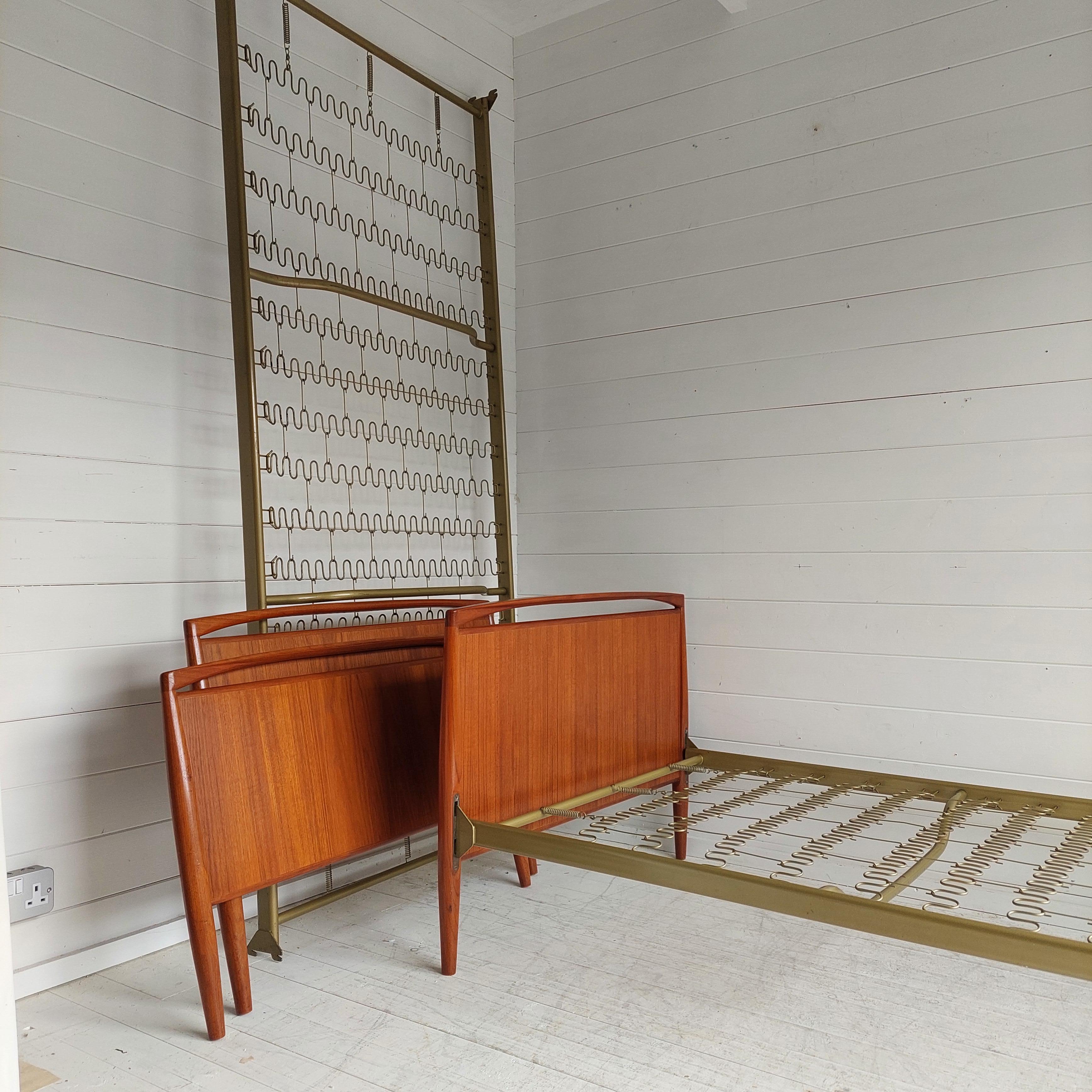 Mid Century Danish Teak 2 Single beds Kai Kristiansen daybeds for Magnus Olesen 3