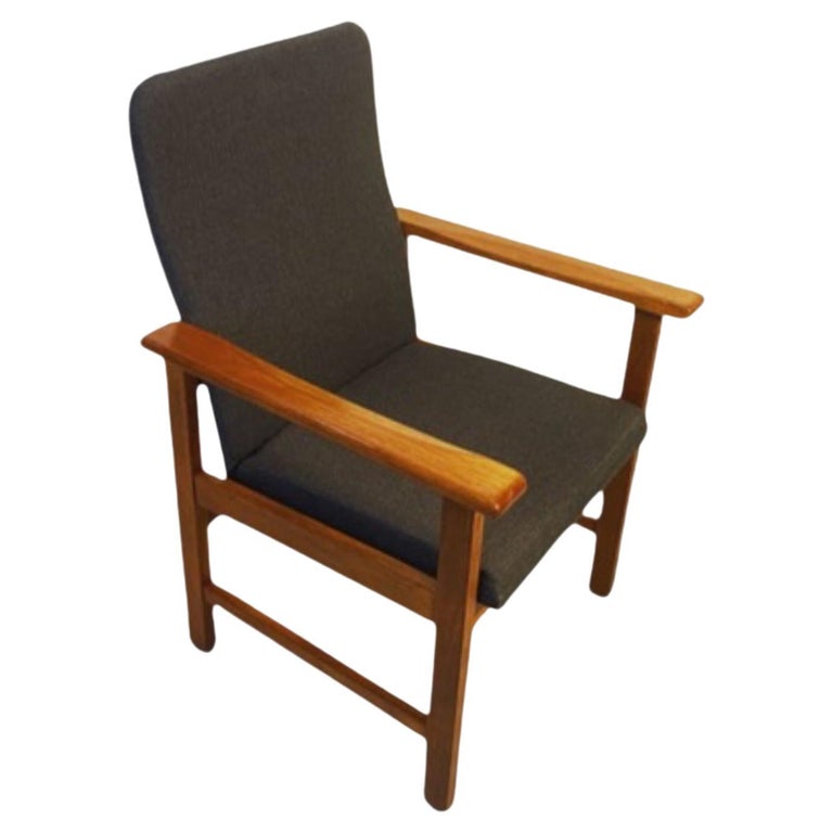 MidCentury Danish teak lounge chair For Sale at 1stDibs