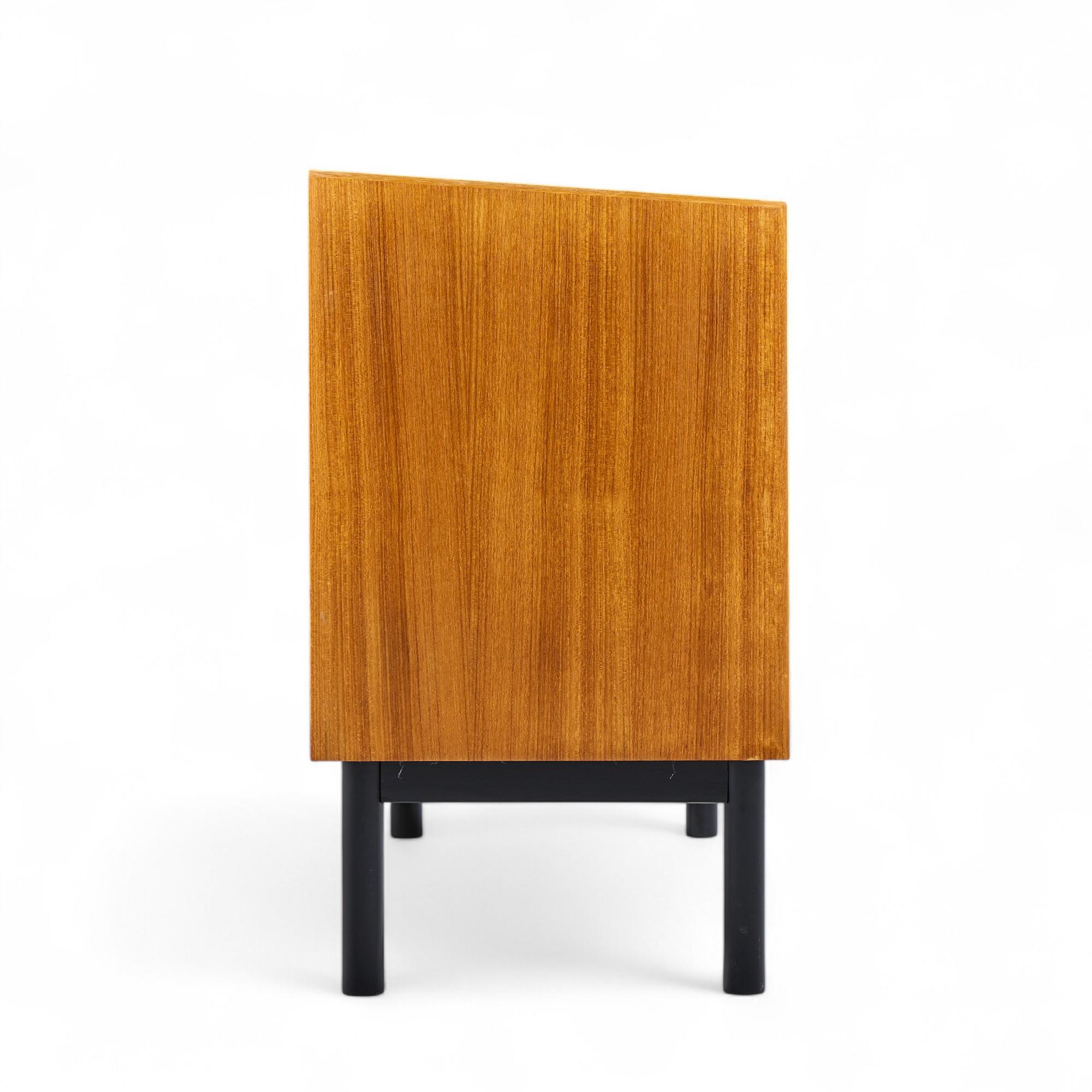 Mid Century Danish Teak Bar Cabinet In Good Condition For Sale In Franklin Park, IL
