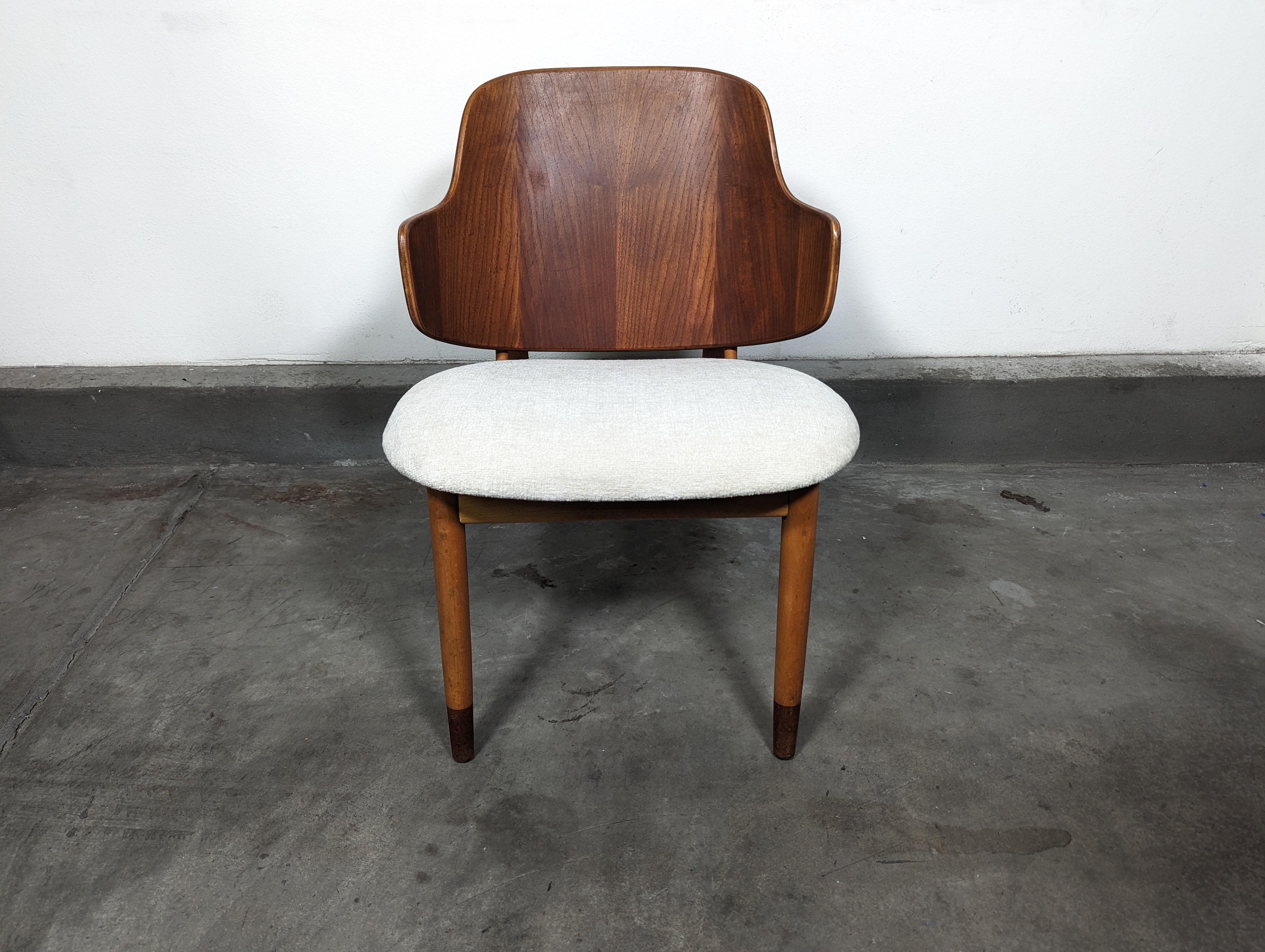 Mid Century Danish Teak & Beech Wood Penguin Chair by Ib Kofod-Larsen, c1950s For Sale 5
