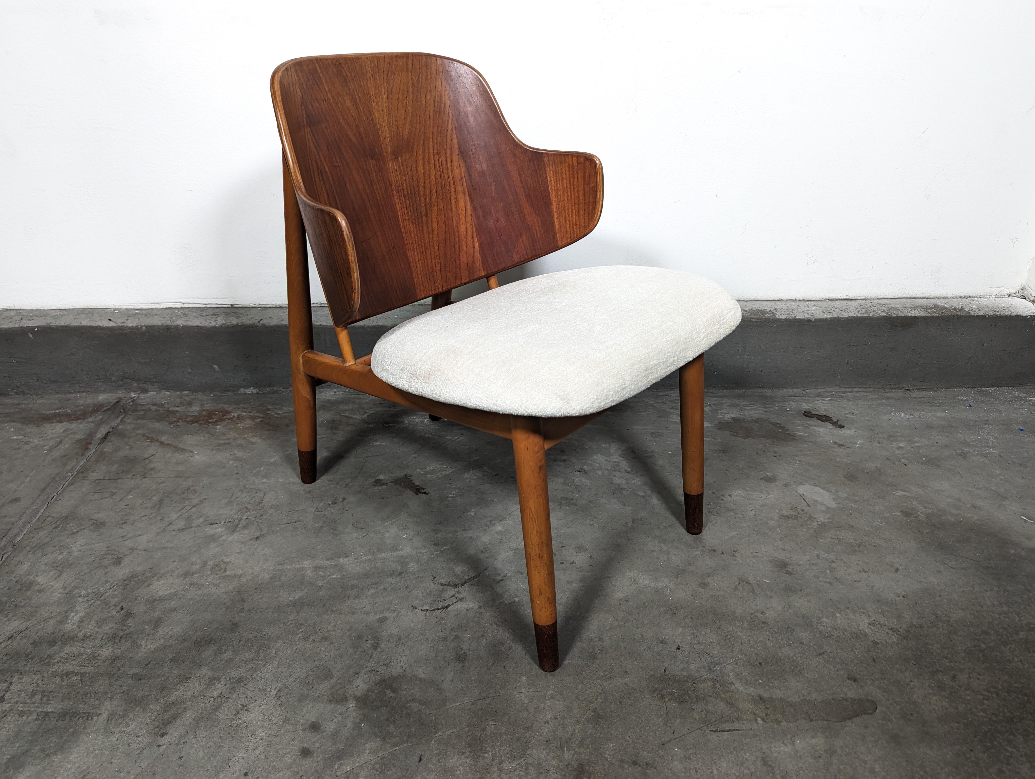 Mid Century Danish Teak & Beech Wood Penguin Chair by Ib Kofod-Larsen, c1950s For Sale 6