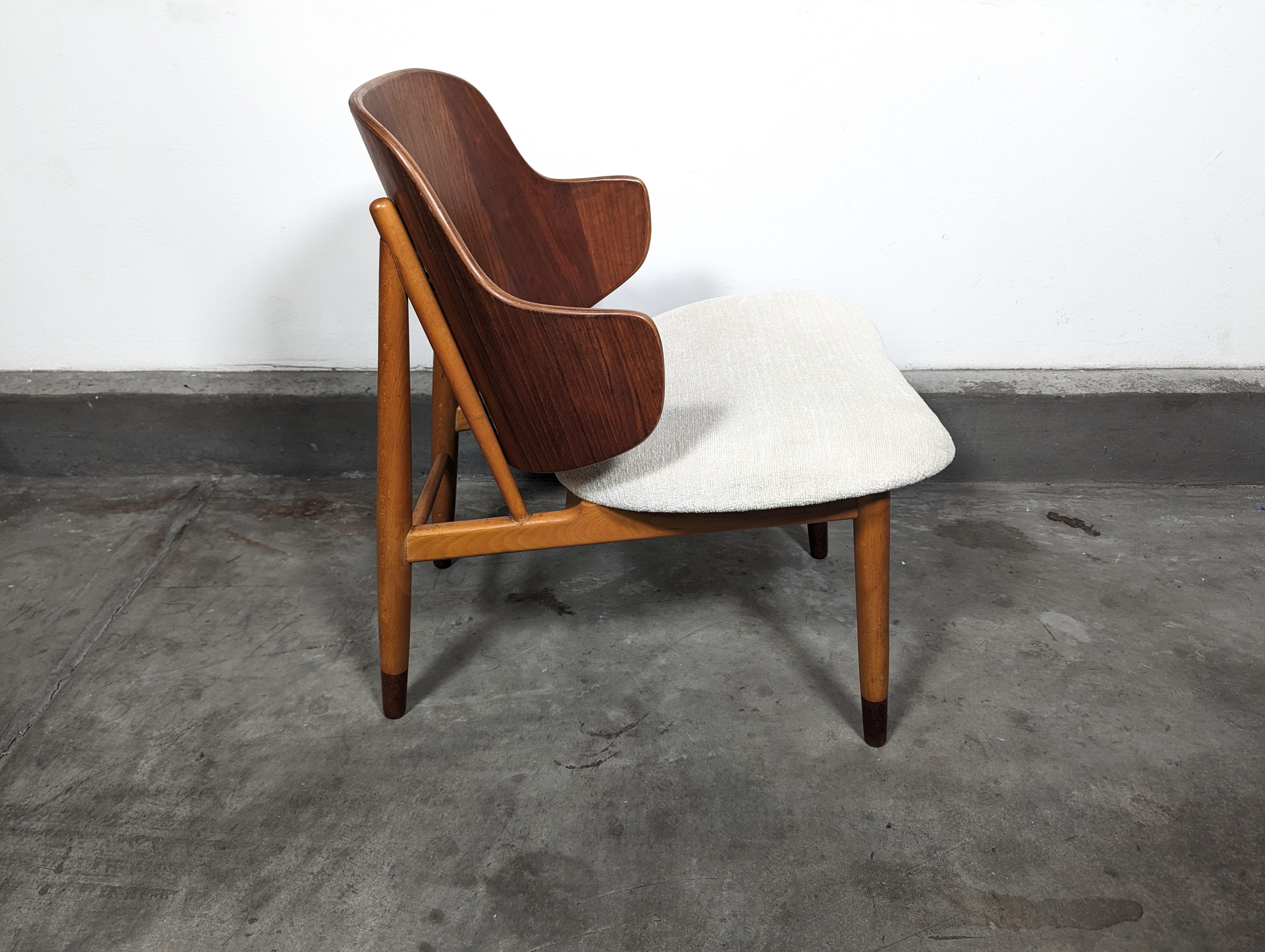 Mid Century Danish Teak & Beech Wood Penguin Chair by Ib Kofod-Larsen, c1950s For Sale 7