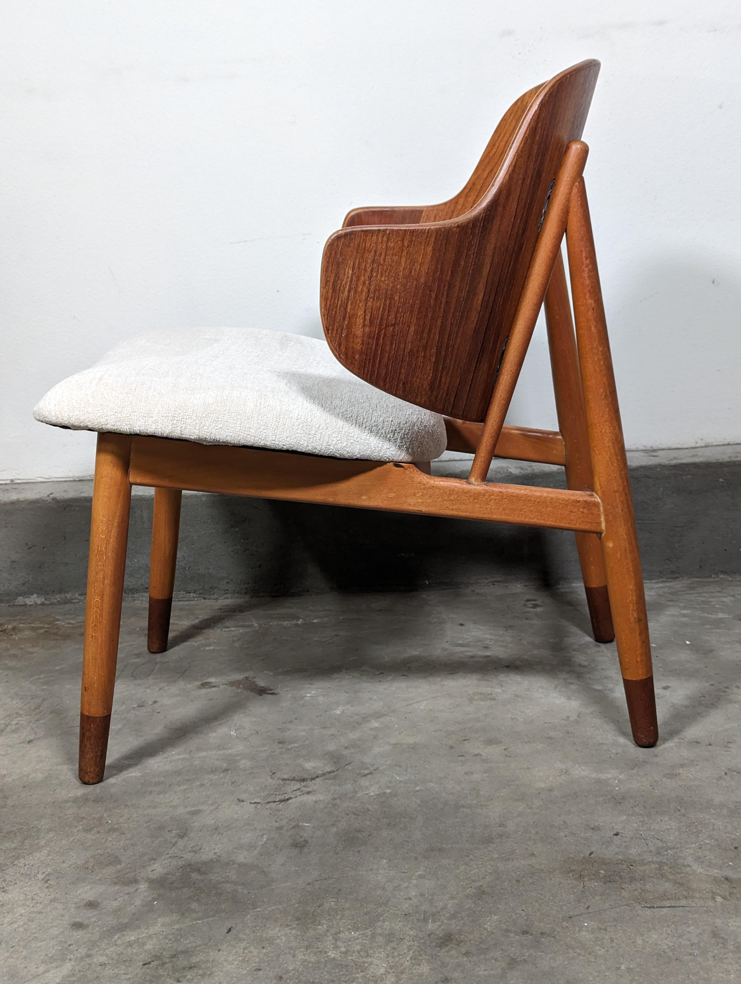 Mid Century Danish Teak & Beech Wood Penguin Chair by Ib Kofod-Larsen, c1950s For Sale 11
