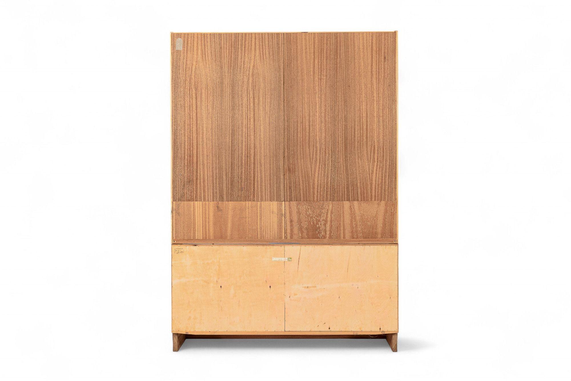 Mid Century Danish Teak Bücherregal, 2 passende Schränke verfügbar im Angebot 6