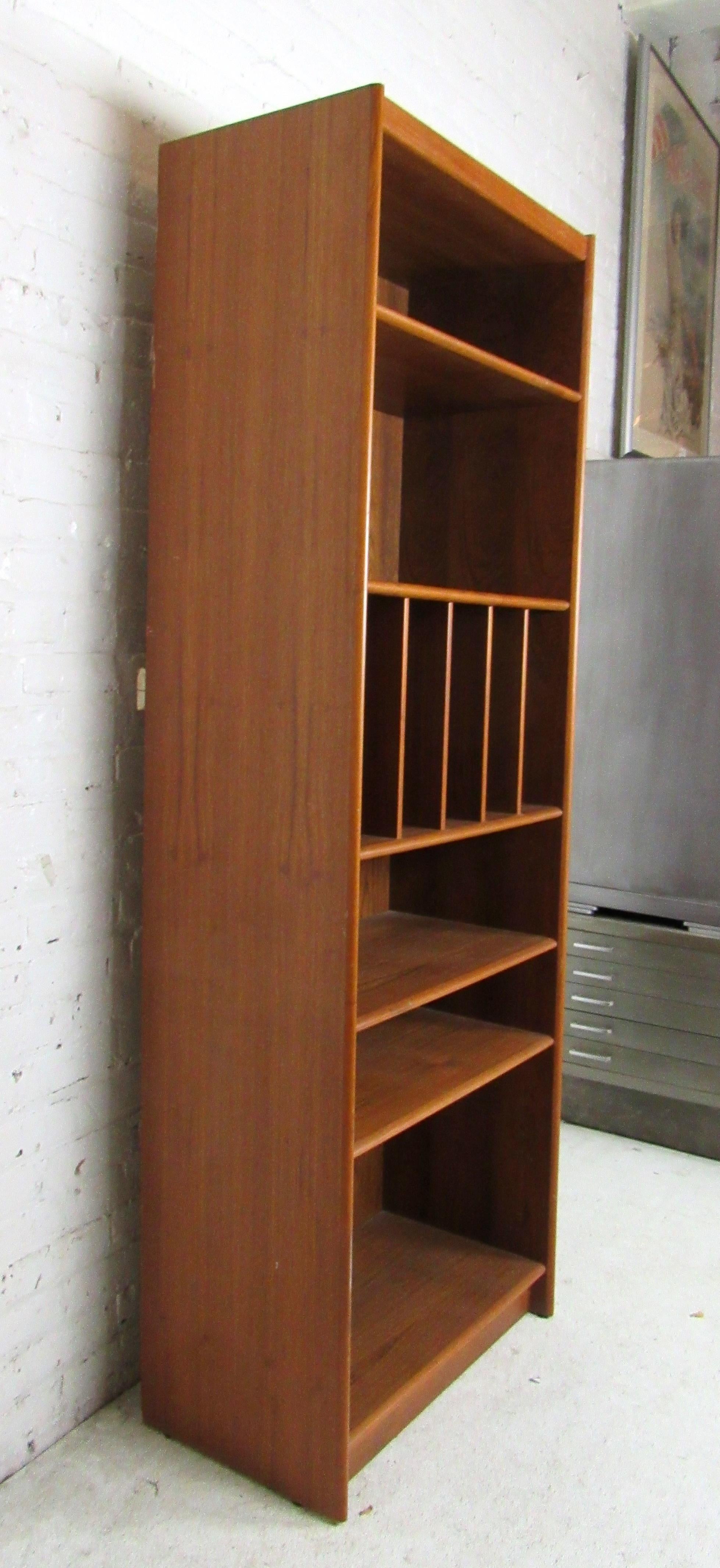 Midcentury Danish Teak Bookcase In Good Condition In Brooklyn, NY