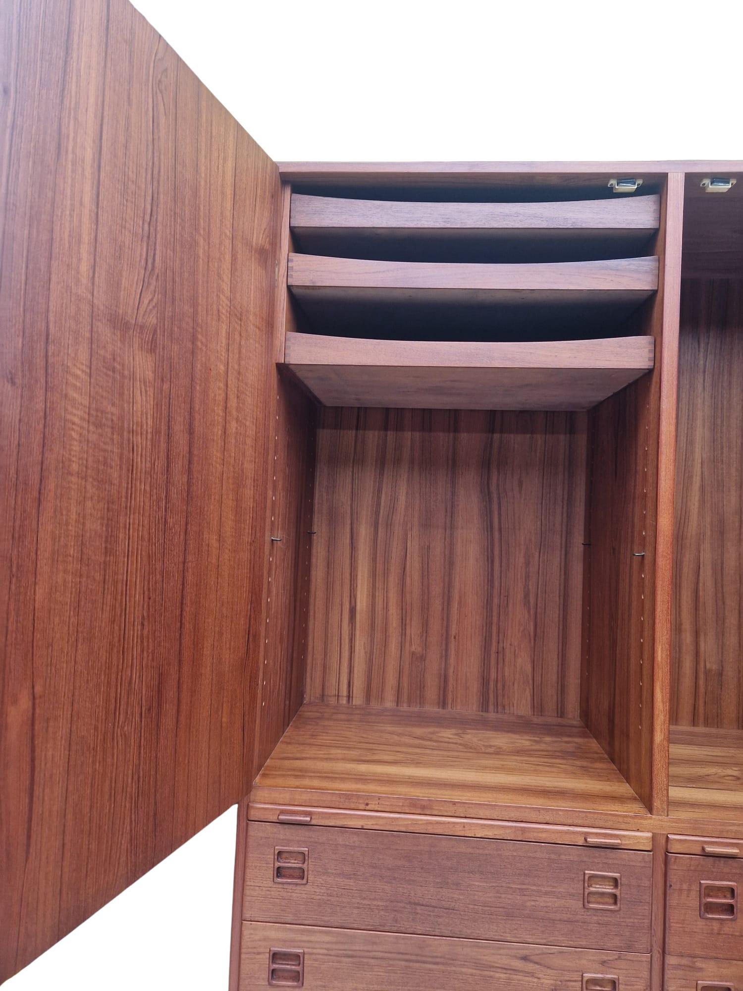 Mid-Century Danish Teak Cabinet by Johannes Andersen for B. Pedersen, 1960's For Sale 1