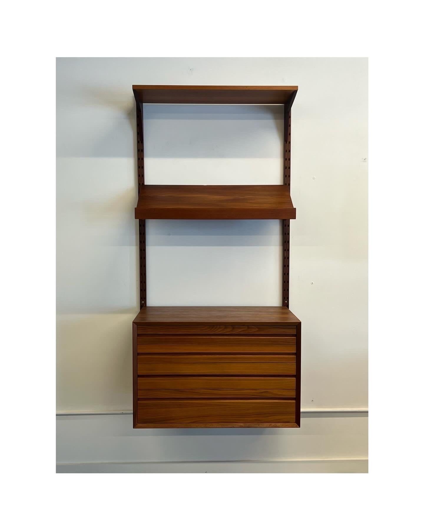 Mid-Century Danish Teak Cado Single Bay Wall Unit In Good Condition In Raleigh, NC