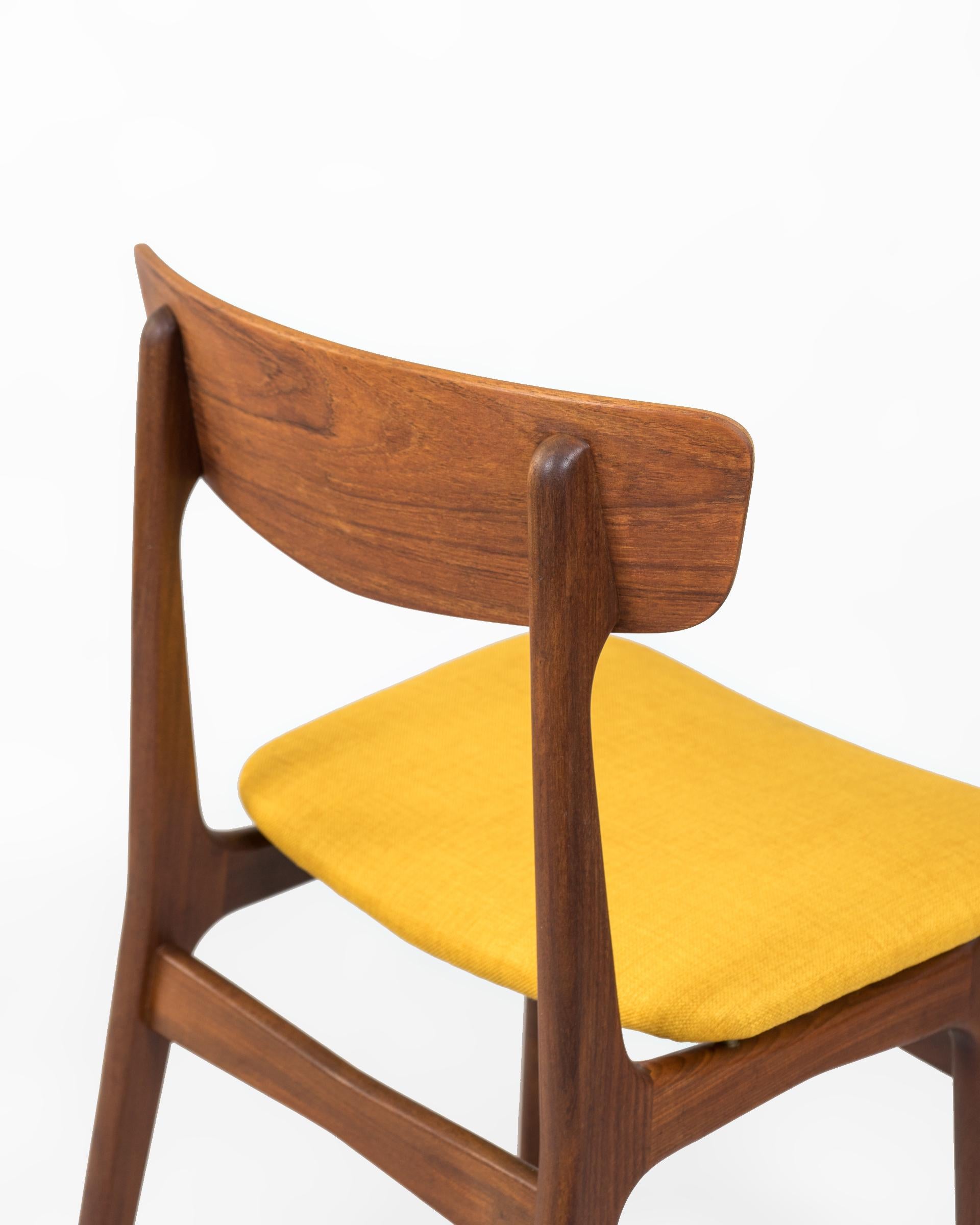 Oiled Mid-Century Danish Teak Chair by Schiønning & Elgaard, circa 1960, Denmark 