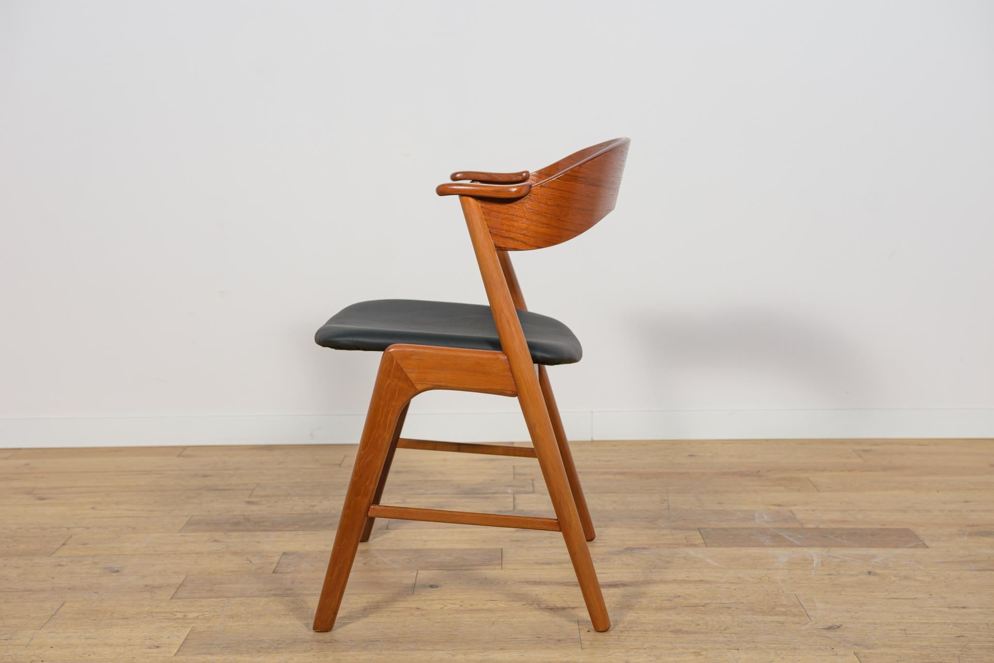 Mid-Century Danish Teak Chairs from Korup Stolefabrik, Denmark, 1960s, Set of 4 For Sale 3