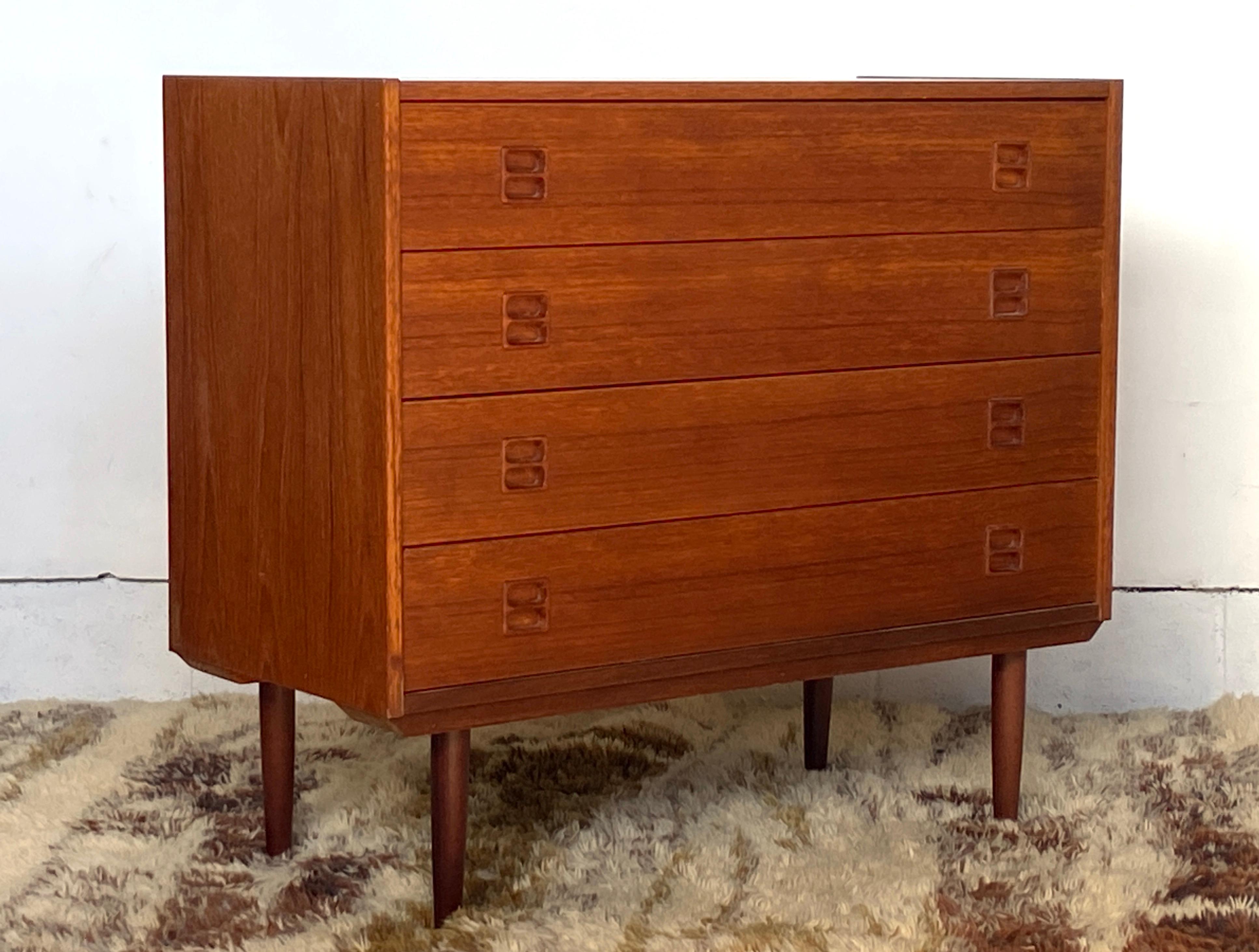 Scandinavian Modern Mid century Danish teak chest dresser attr. to N.P Nielson For Sale