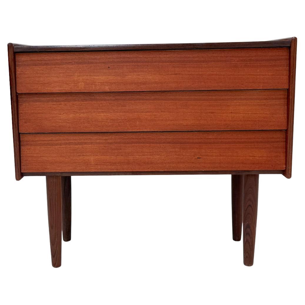 Mid-Century Danish Teak Chest of Drawers, 1960s