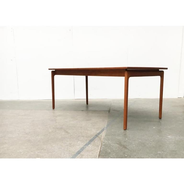 Mid-Century Danish Teak Coffee Table by Ole Wanscher for Poul Jeppesens, 1960s In Good Condition For Sale In Hamburg, DE