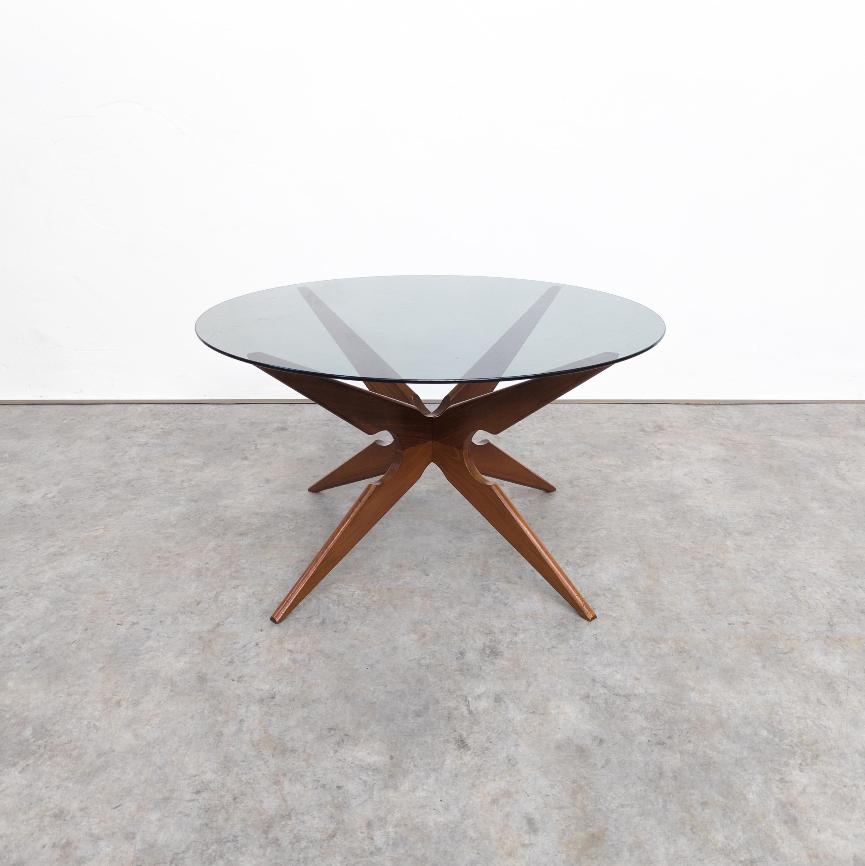 Mid Century Danish teak coffee table by Sika Møbler  In Good Condition For Sale In PRAHA 5, CZ