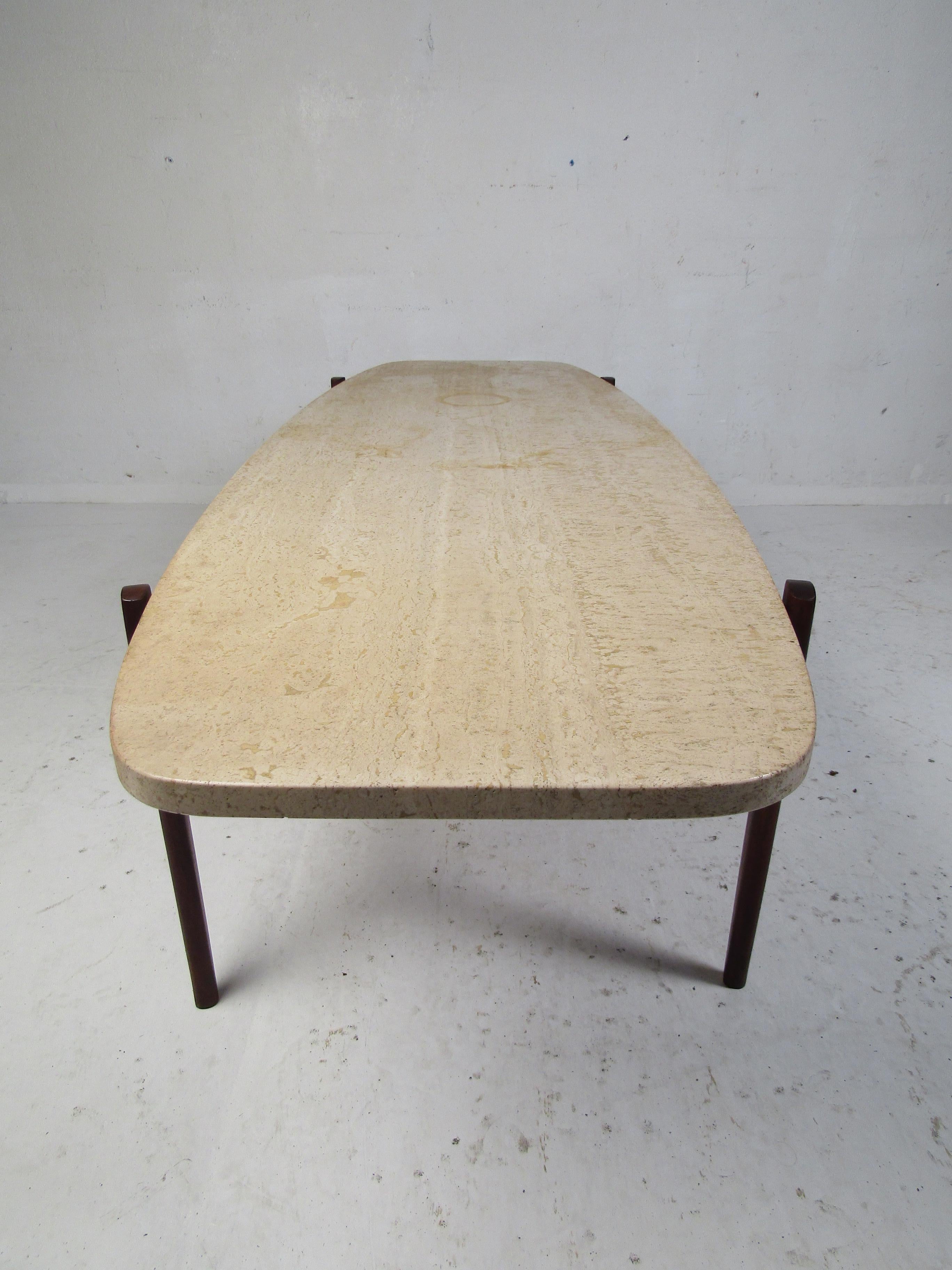 Midcentury Danish Teak Coffee Table In Good Condition For Sale In Brooklyn, NY