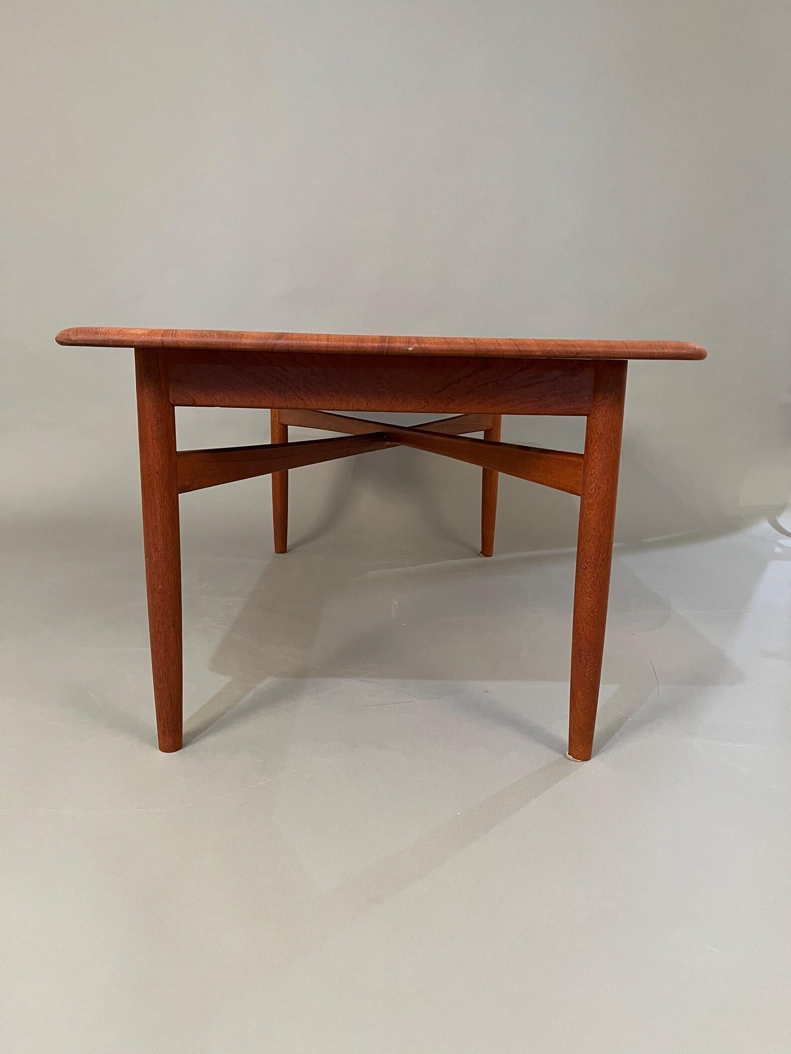 Mid-Century Danish teak coffee table For Sale 2