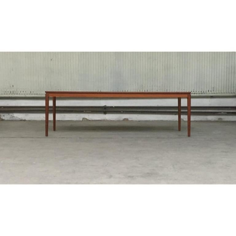 Dänischer Couchtisch aus Teakholz aus der Mitte des Jahrhunderts von Anton Kildebergs Møbelfabrik (Metall) im Angebot
