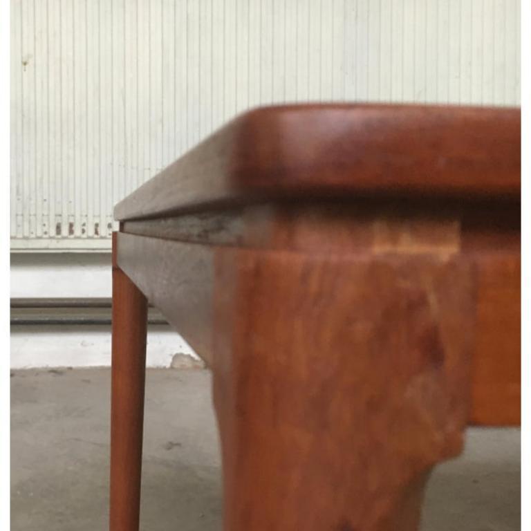Dänischer Couchtisch aus Teakholz aus der Mitte des Jahrhunderts von Anton Kildebergs Møbelfabrik im Angebot 2
