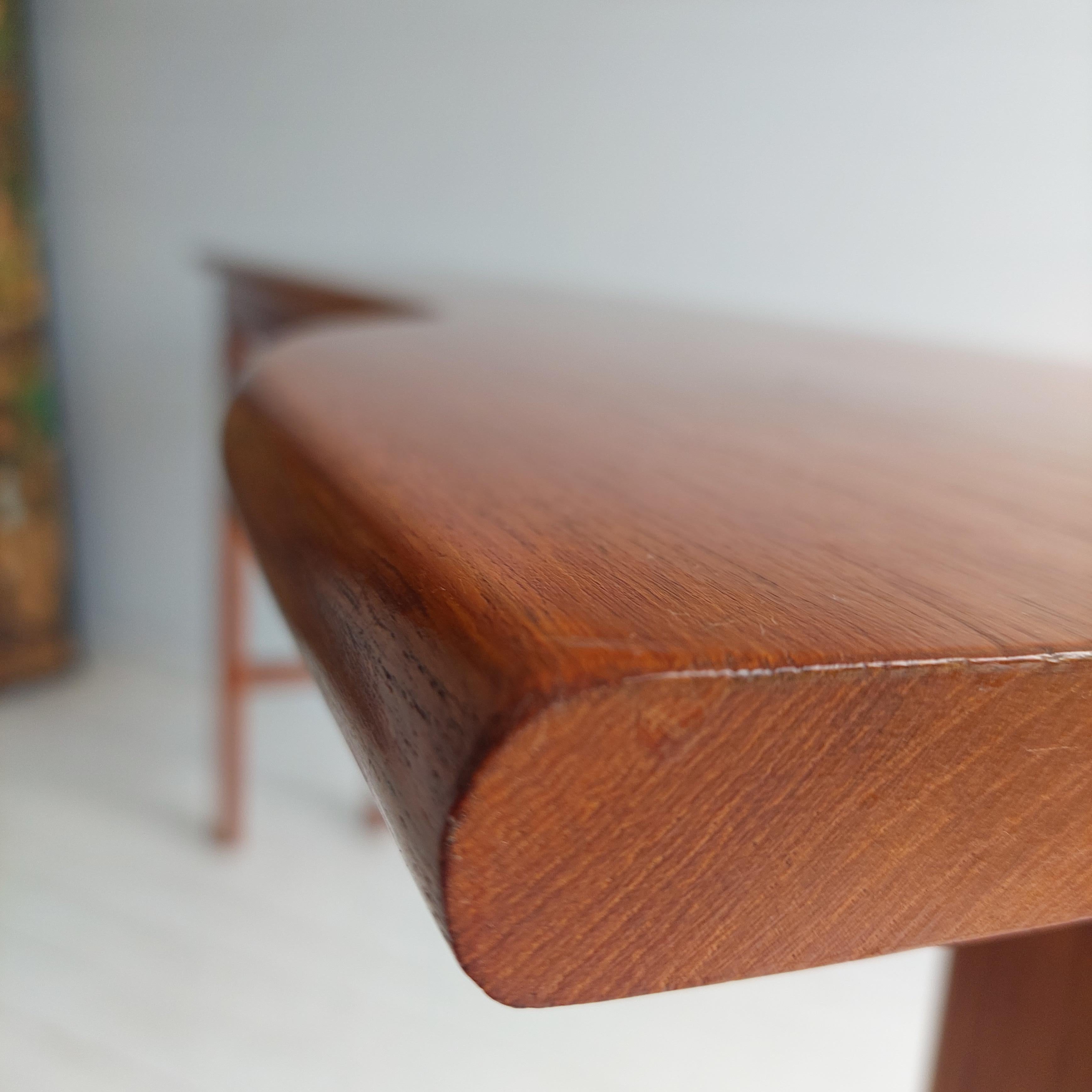 Table console danoise du milieu du siècle dernier, table d'appoint scandinave des années 1960 8