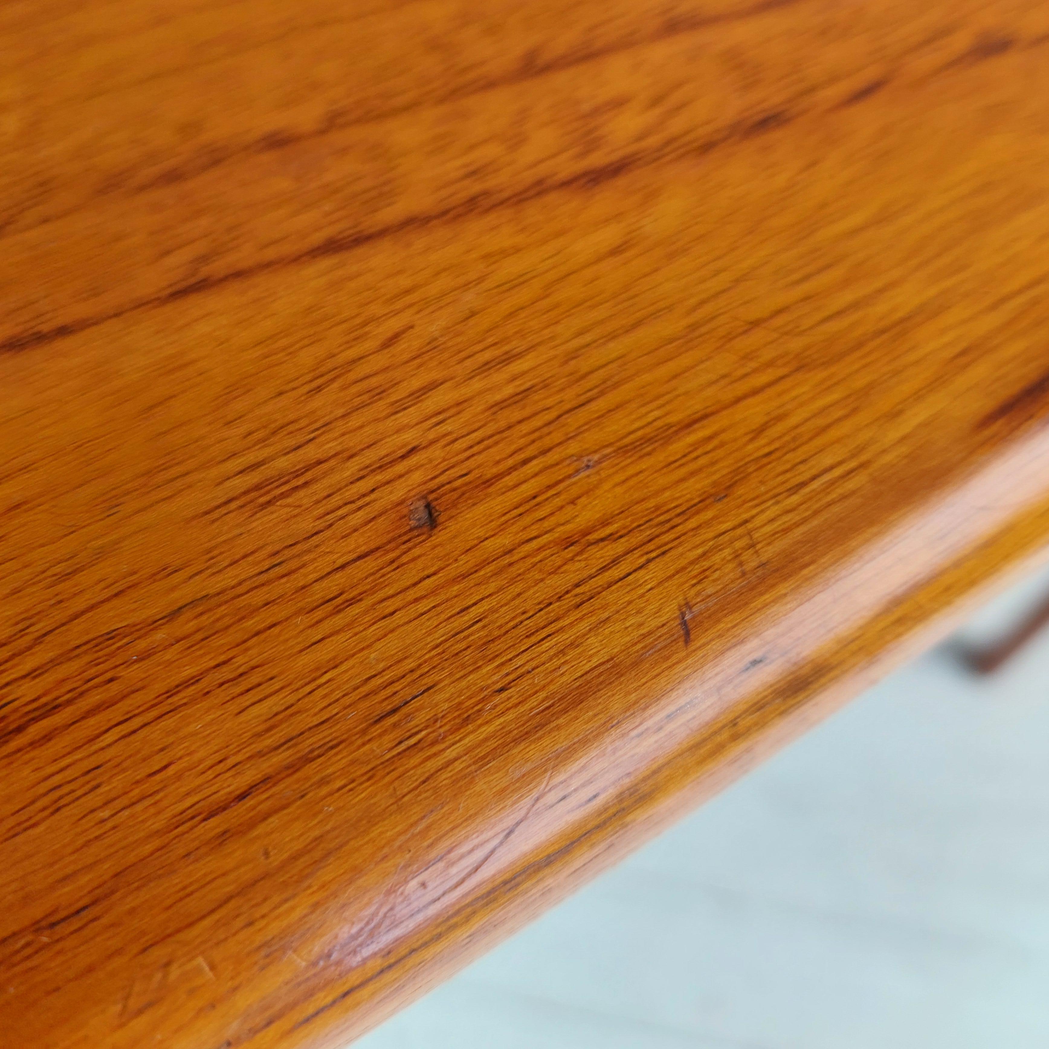 Table console danoise du milieu du siècle dernier, table d'appoint scandinave des années 1960 10