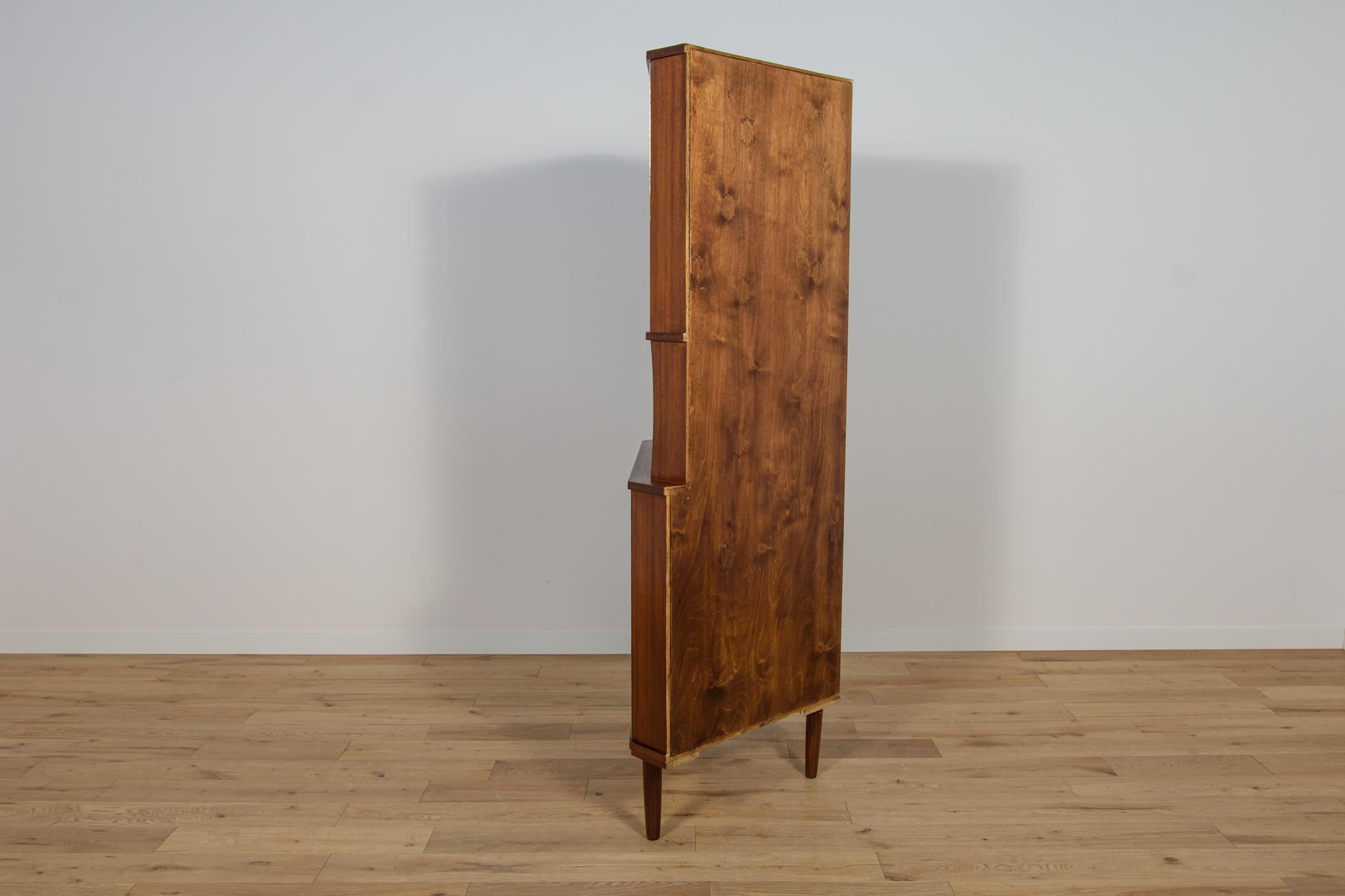 Falegnameria Mobile angolare danese di metà secolo in teak, anni '60 in vendita