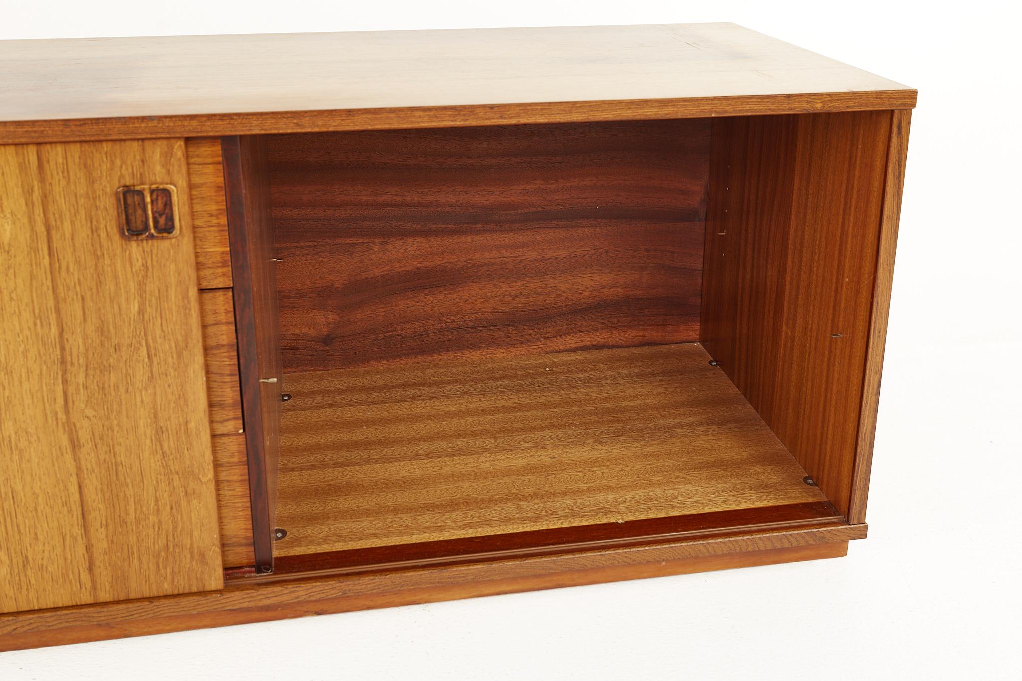 Mid Century Danish Teak Credenza and Hutch 6