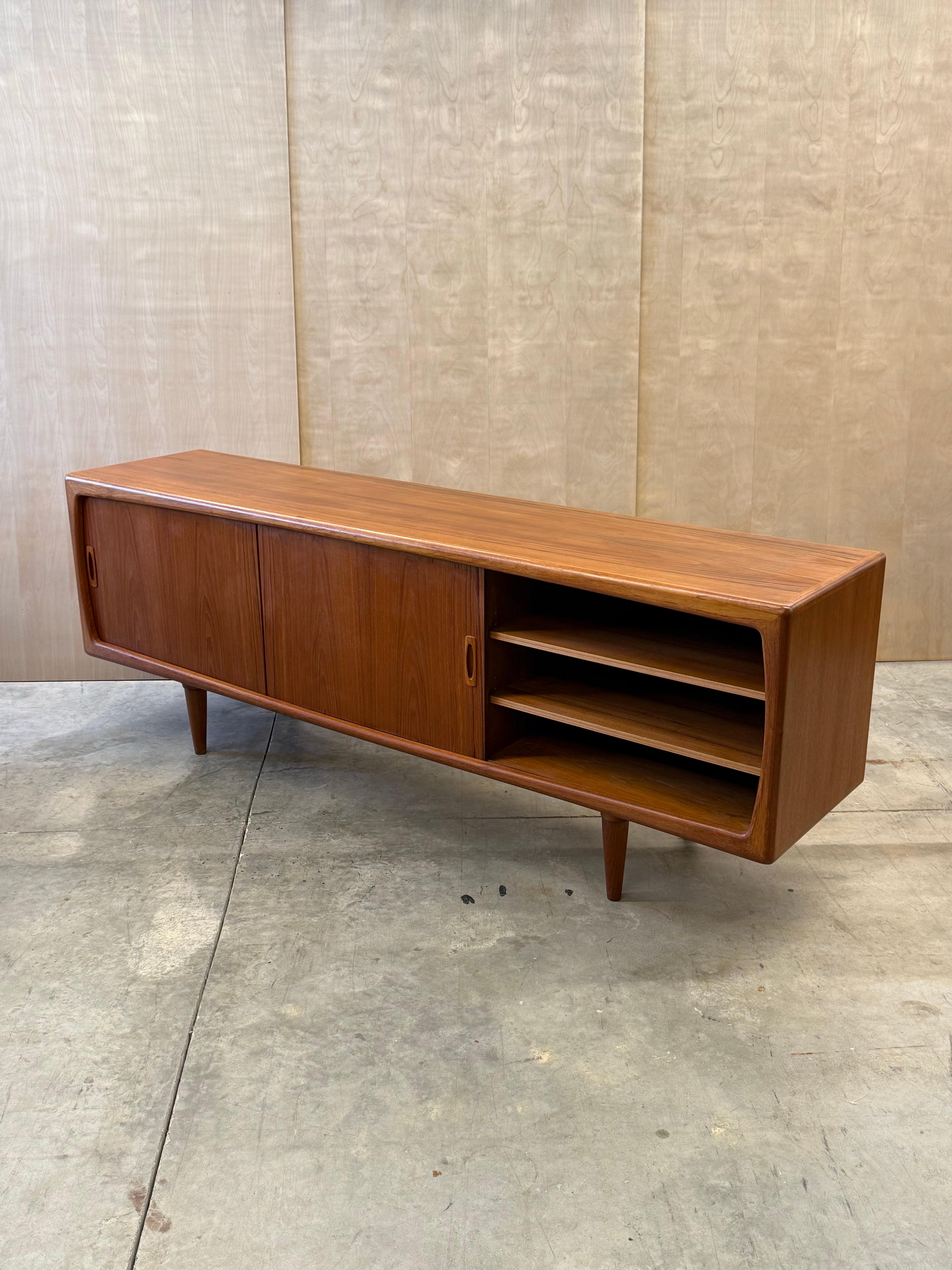 Mid-Century Modern Mid-Century Danish Teak Credenza by H.P. Hansen For Sale