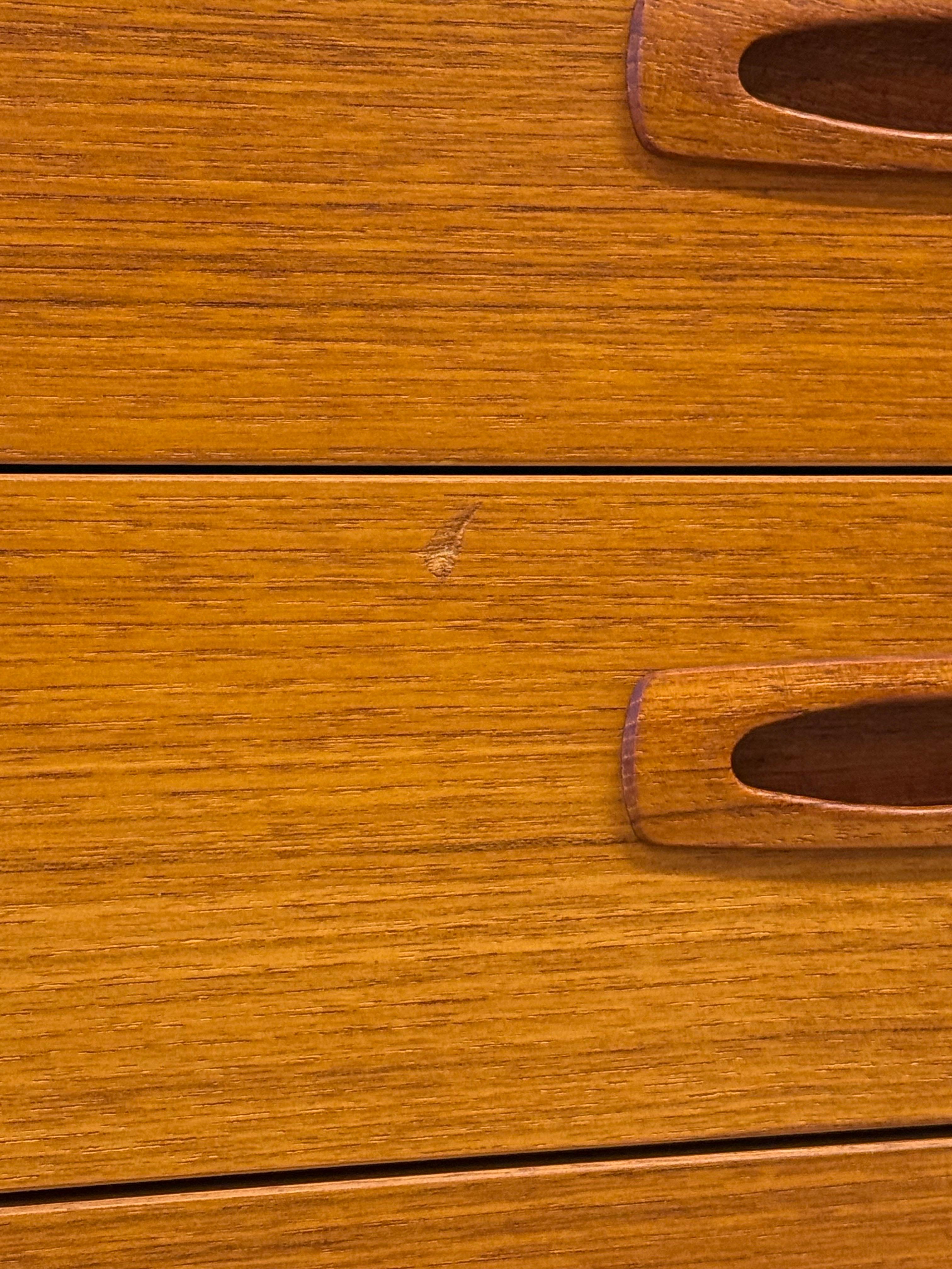 Mid-Century Danish Teak Credenza by H.P. Hansen For Sale 3