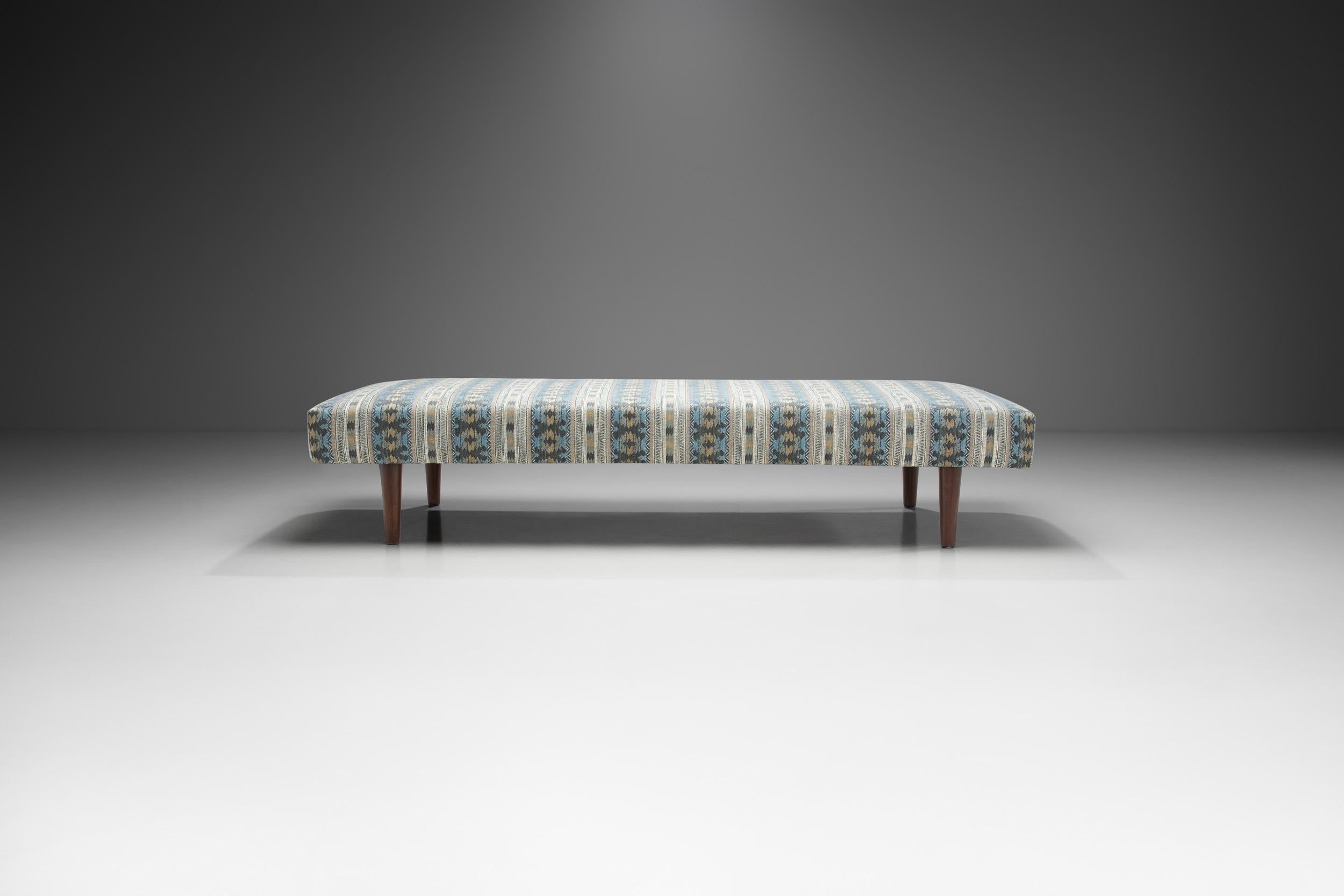 Scandinavian Modern Mid-Century Danish Teak Daybed, Denmark, 1960s For Sale